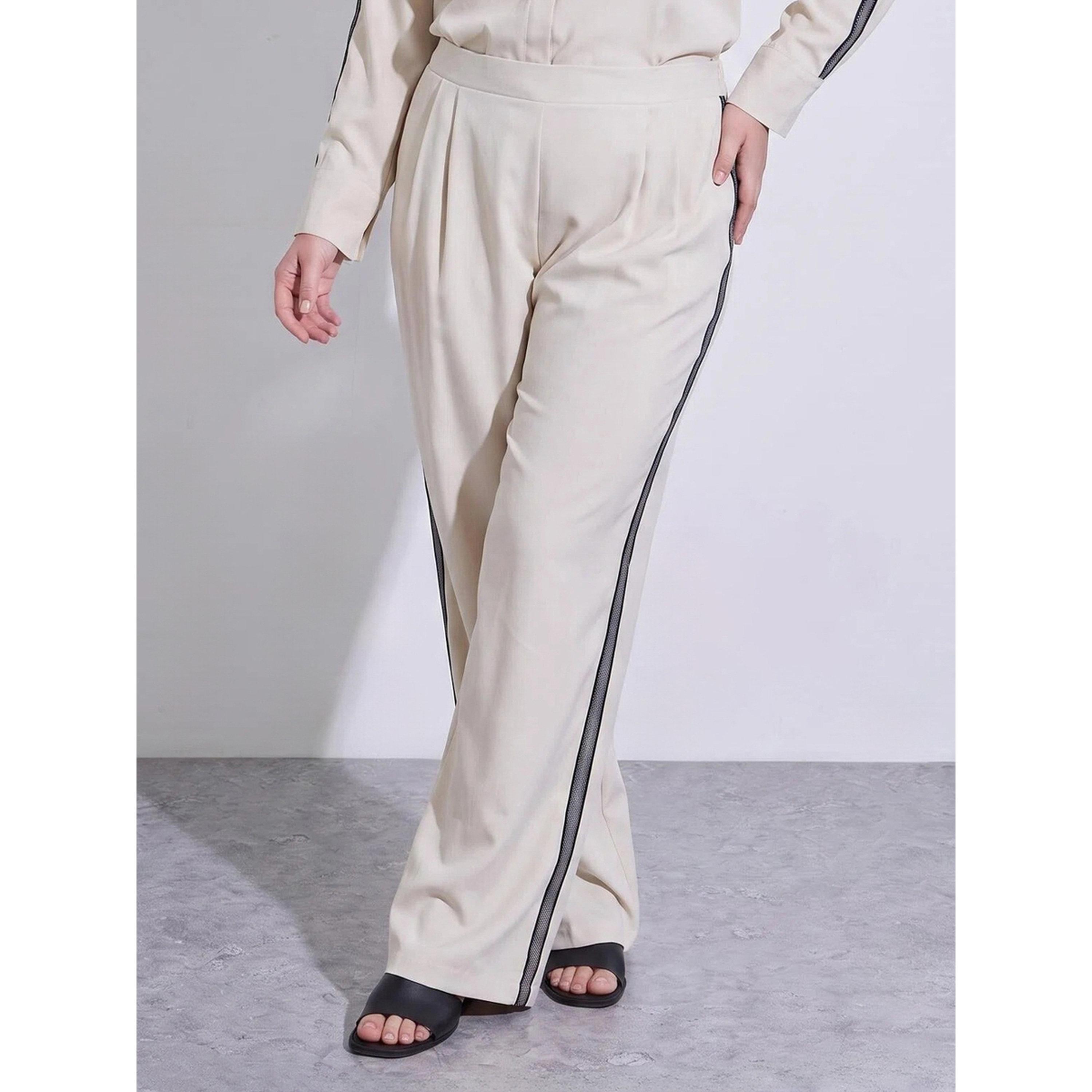 بنطال بأرجل واسعة وتفاصيل شريط جانبي بمقاس كبير أوف وايت-women-clothing-plussize-joggers-image-3