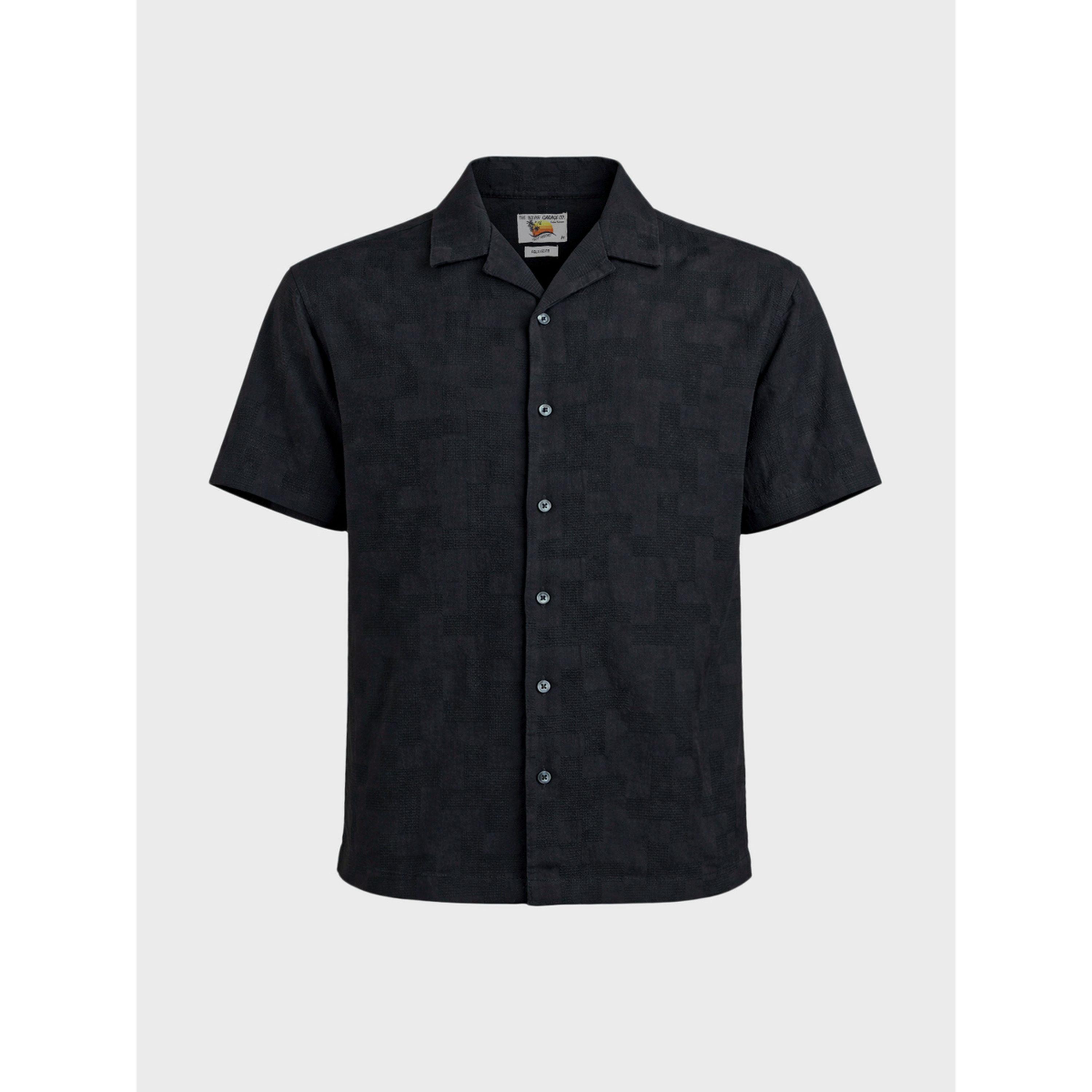 قميص بياقة كوبان وقصة مريحة وتفاصيل بارزة الملمس للرجال-men-clothing-shirts-image-5