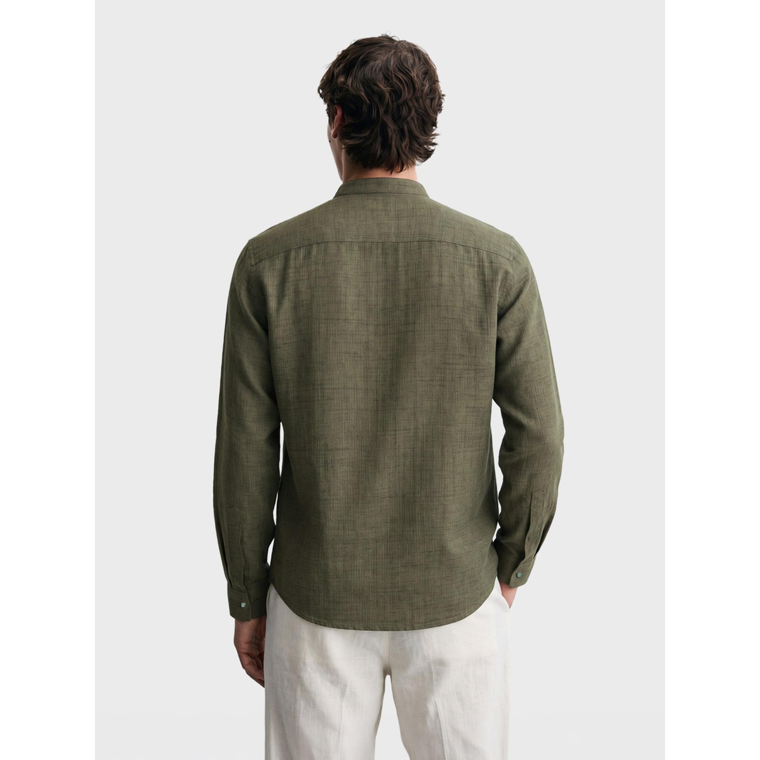 قميص بقصة عادية وياقة صينية وتفاصيل بارزة الملمس للرجال-men-clothing-shirts-image-4
