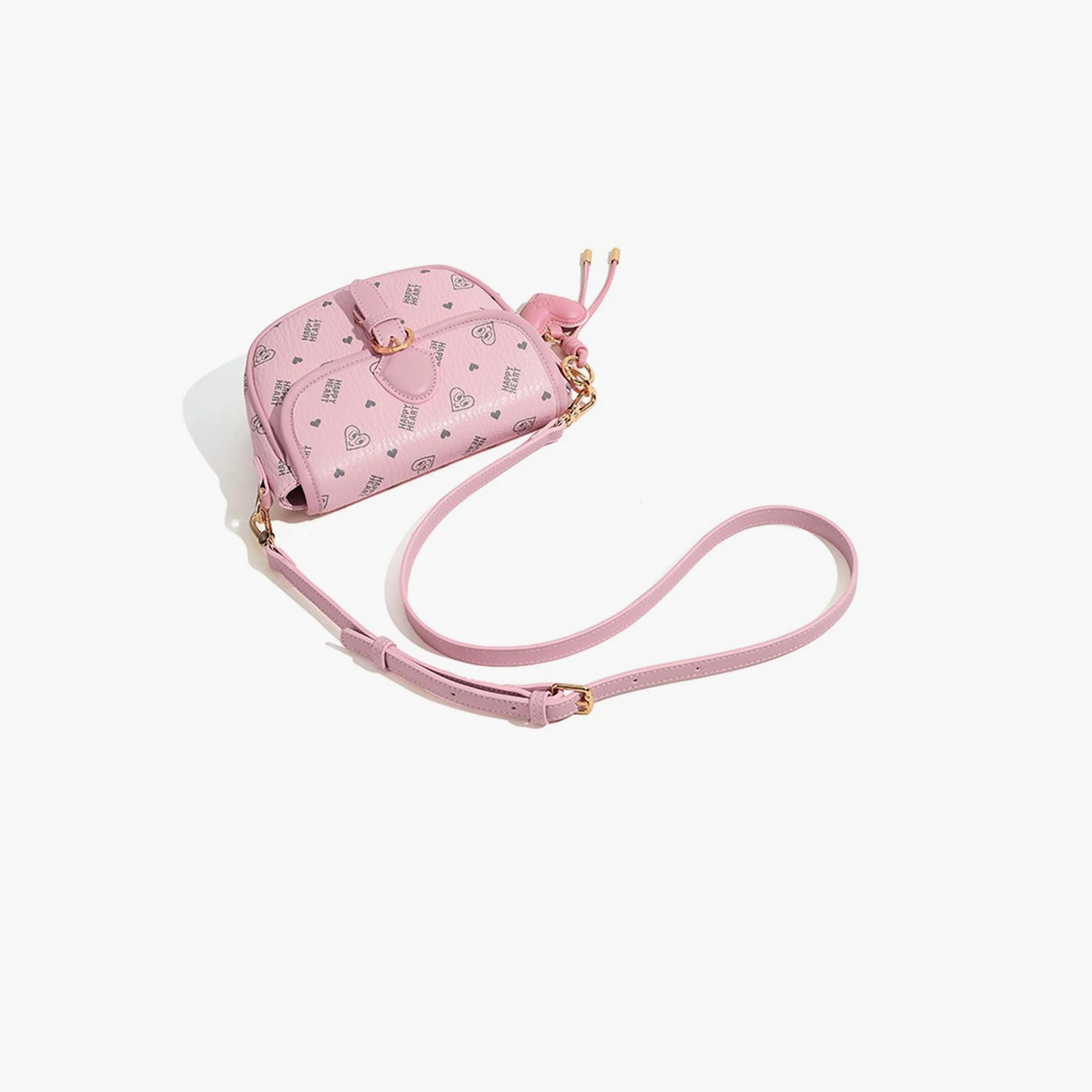 شنطة كروس بطبعة قلوب باللون الوردي-women-bagsandwallets-handbags-image-5