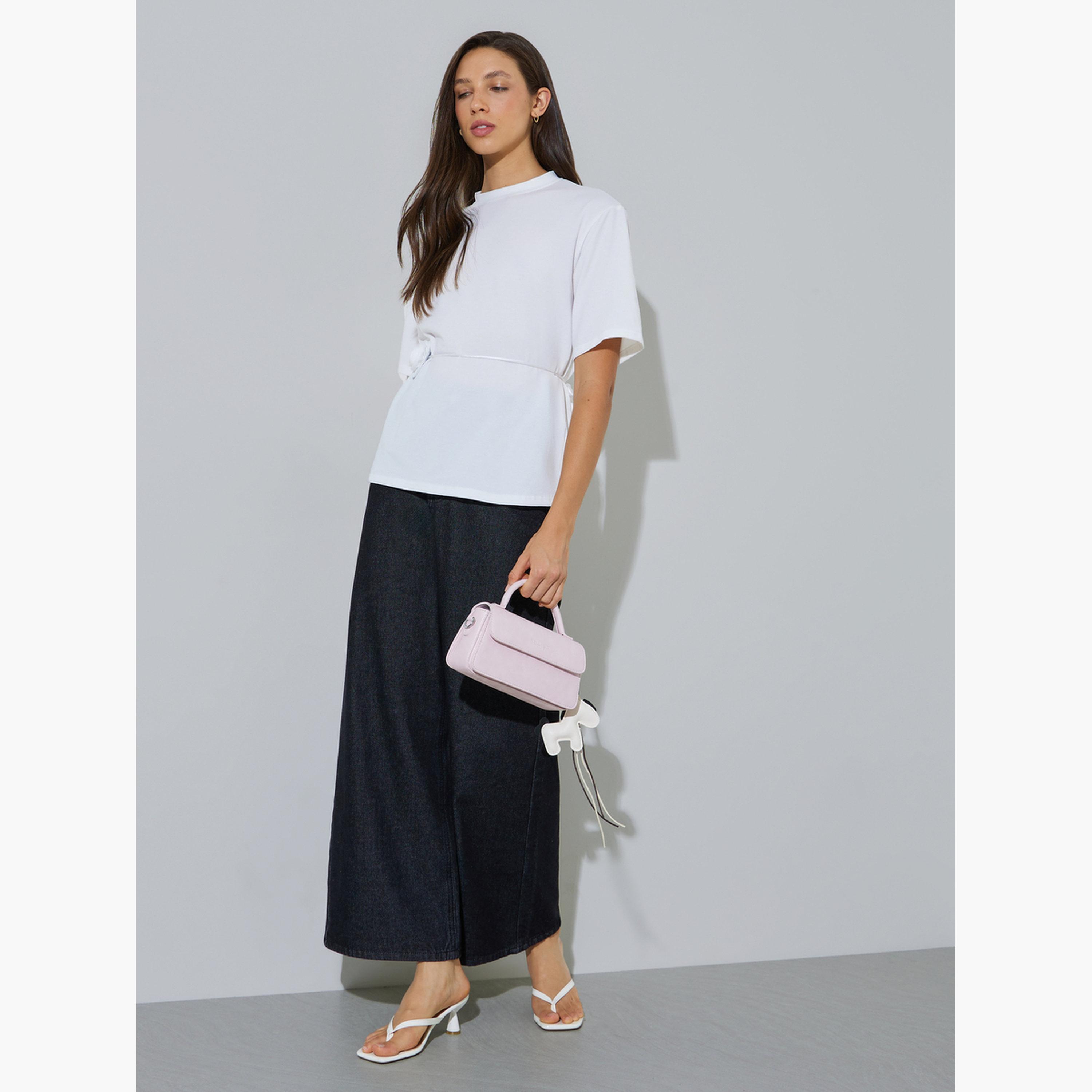 تيشيرت بقصة عادية برباط خصر وتفاصيل زهرة-women-clothing-tshirts-image-2