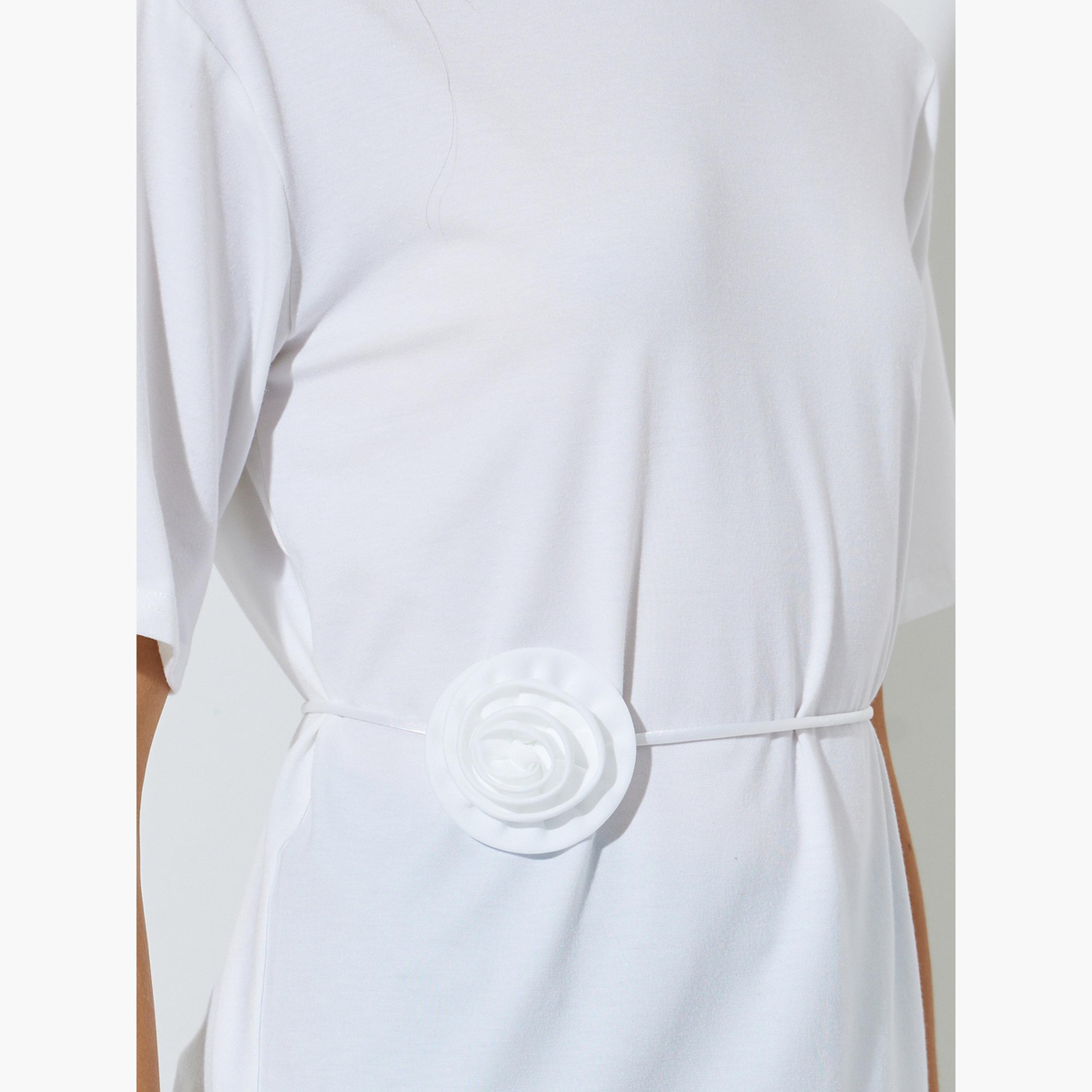 تيشيرت بقصة عادية برباط خصر وتفاصيل زهرة-women-clothing-tshirts-image-5