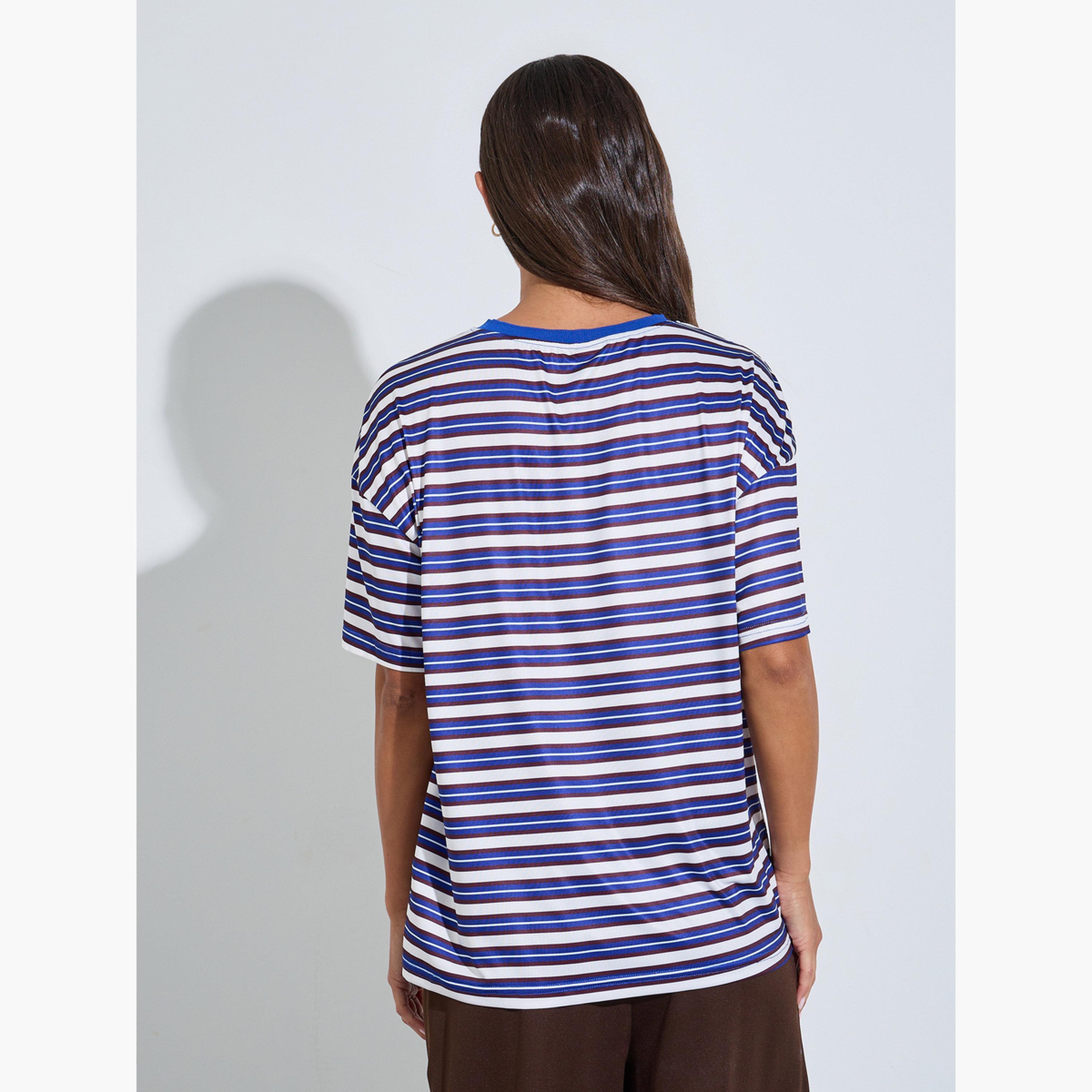 تيشيرت واسع بكتف منسدل ونمط مخطط-women-clothing-tshirts-image-4