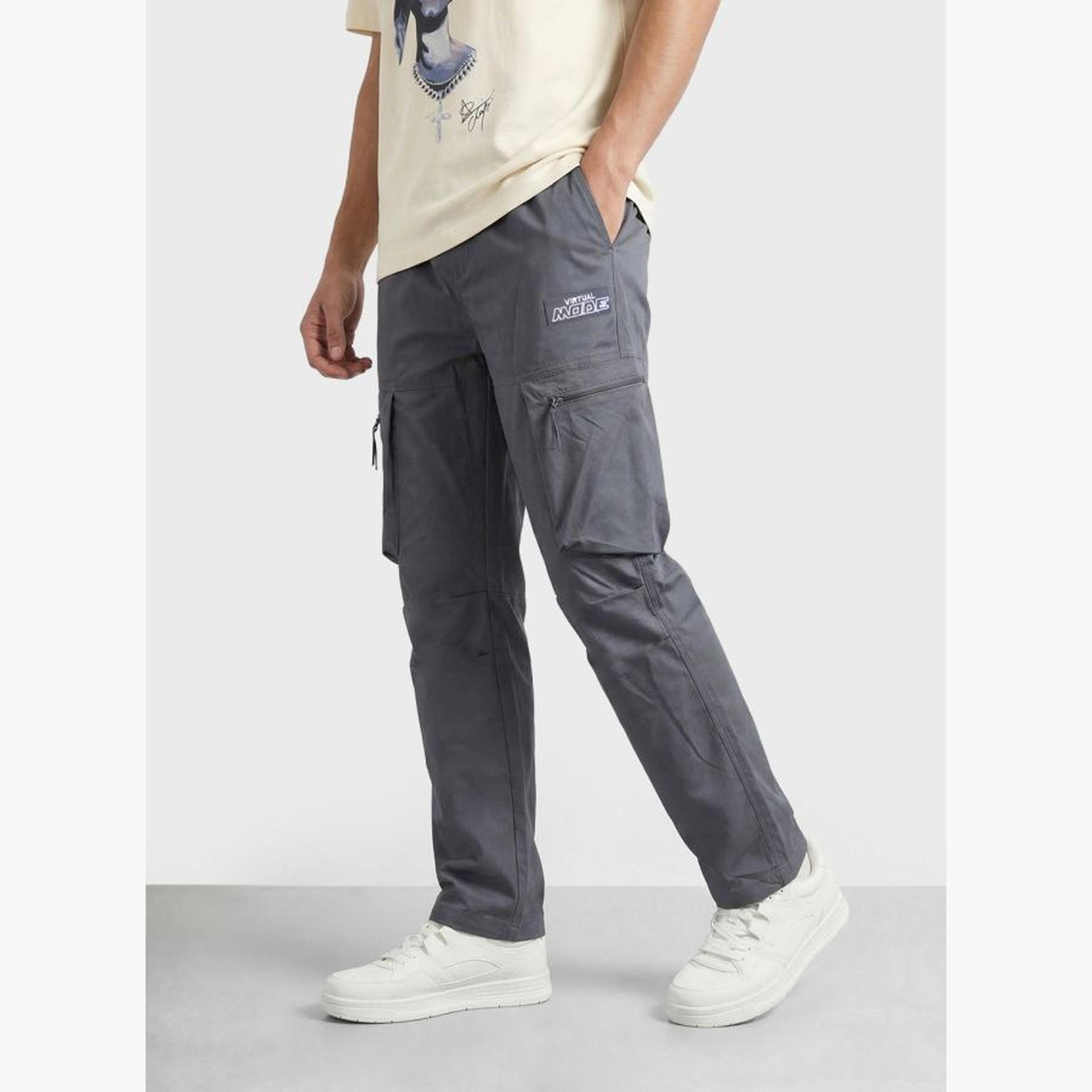 بنطال كارجو سادة بقصة مريحة-men-clothing-bottoms-joggers-image-1