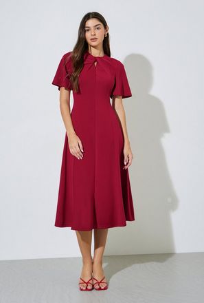 فستان ميدي بحافة واسعة وأكمام قصيرة بلون أحمر سادة-women-clothing-image-1