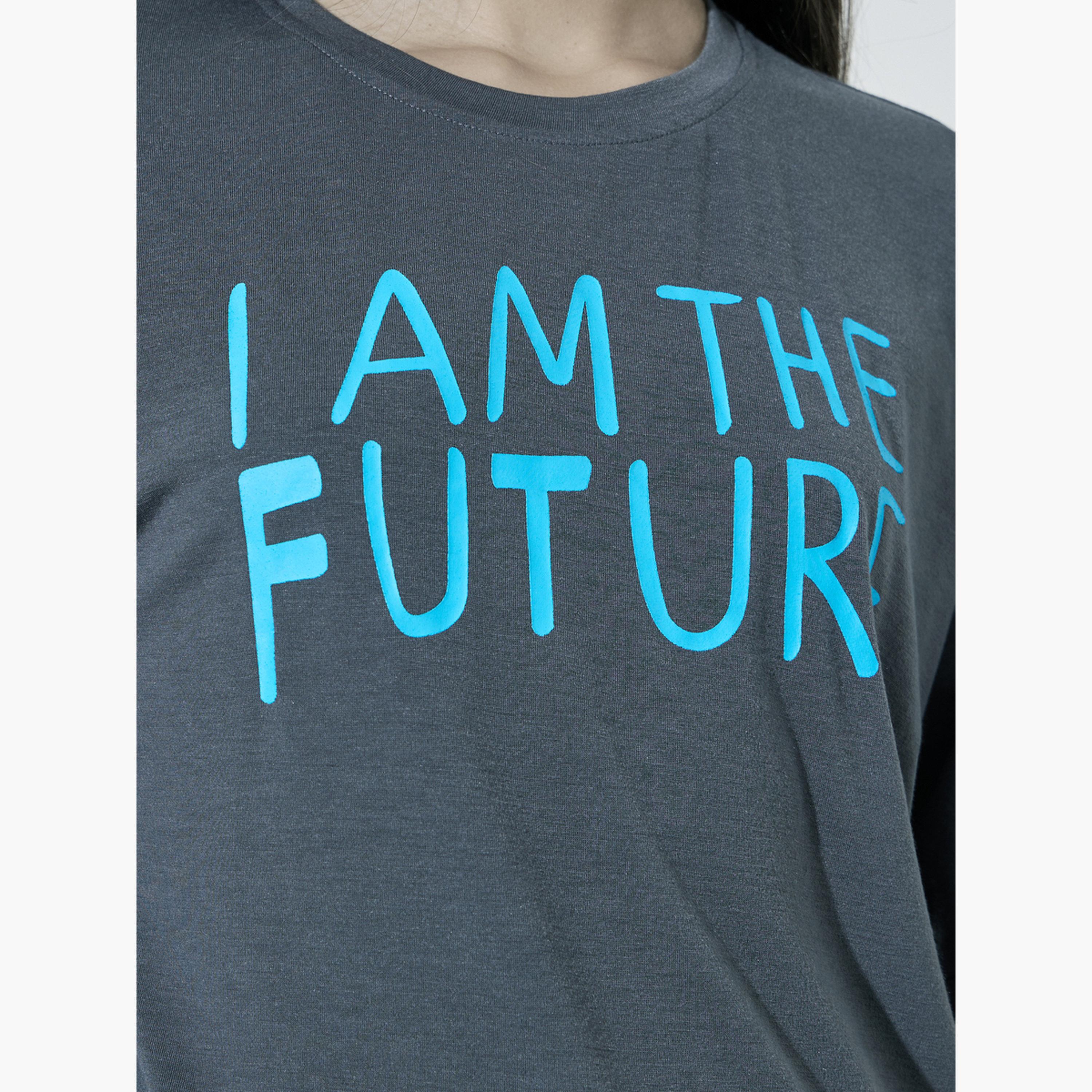تيشيرت واسع بياقة دائرية وطبعة شعار-women-clothing-tshirts-image-6