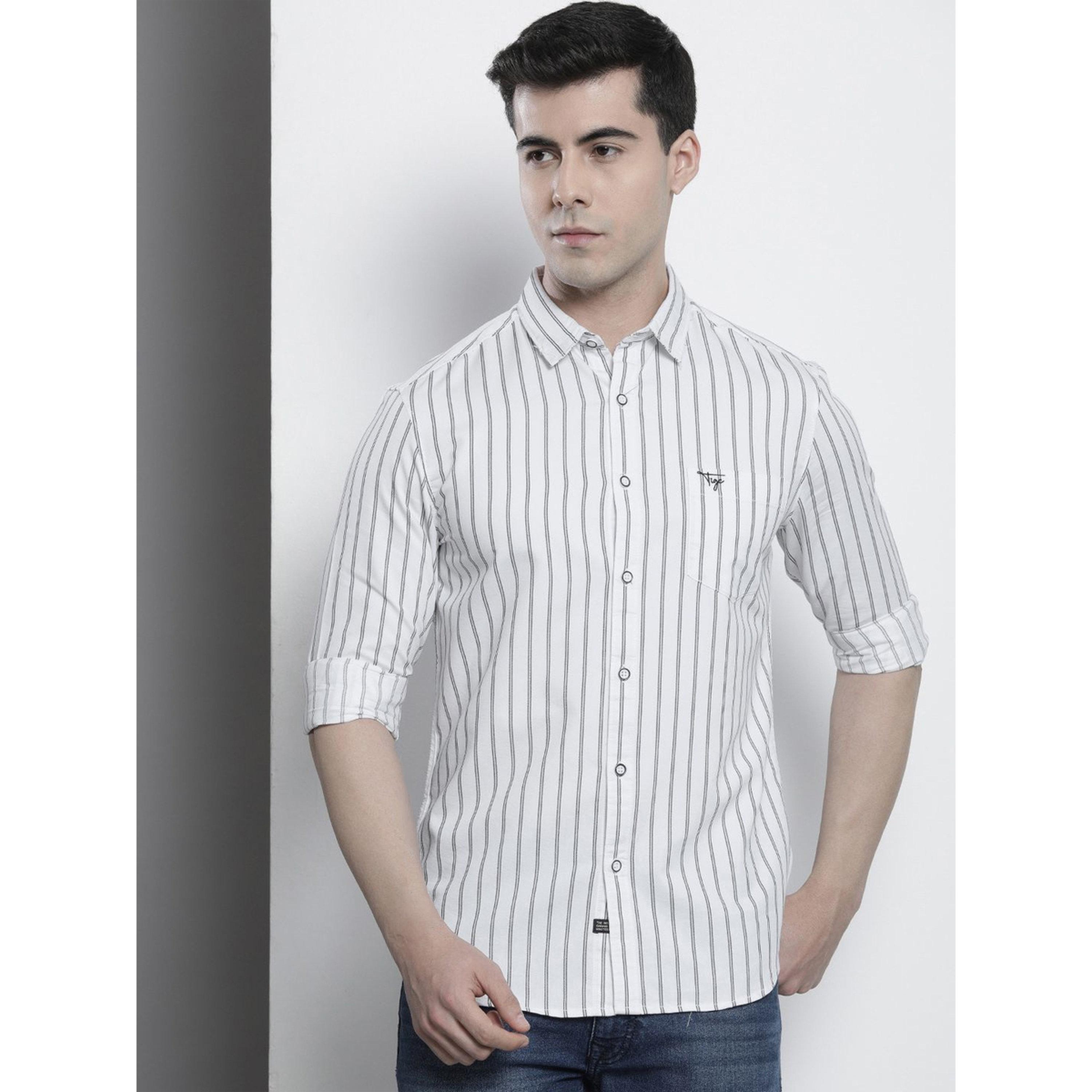 قميص كاجوال مخطط بقصة عادية وياقة مقصوصة للرجال-men-clothing-shirts-image-1