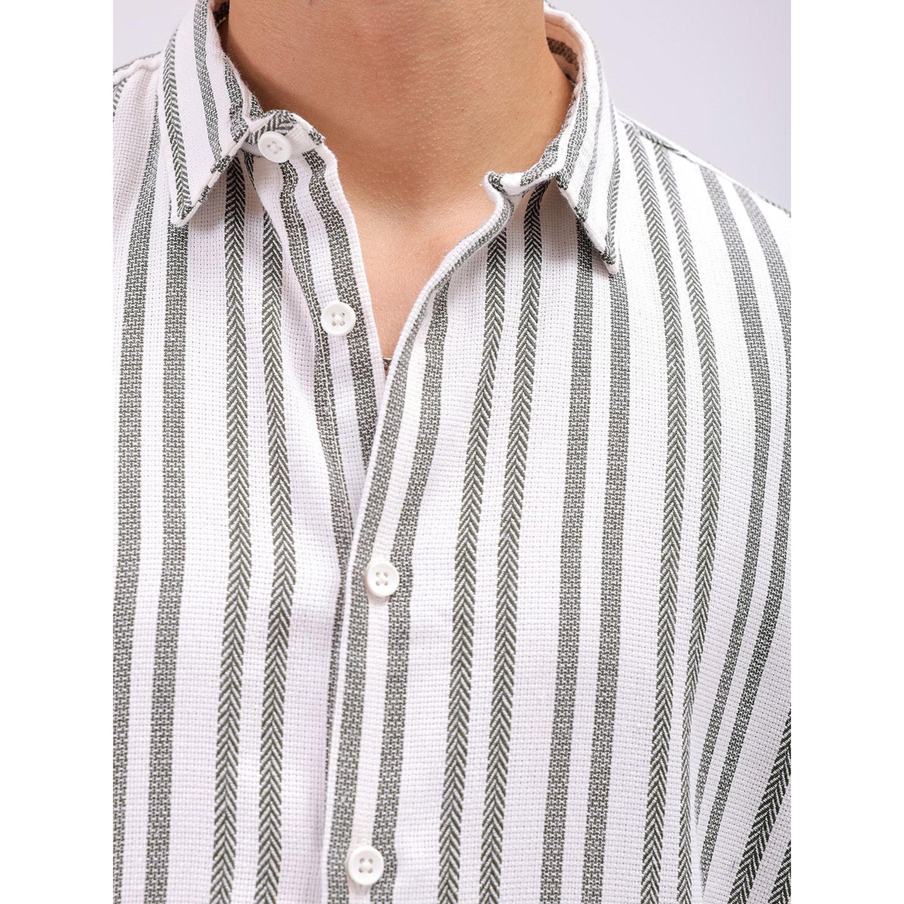The Indian Garage Co X Styli Men Relaxed Striped Cutaway Collar Resort Shirt-men-clothing-shirts-image-6