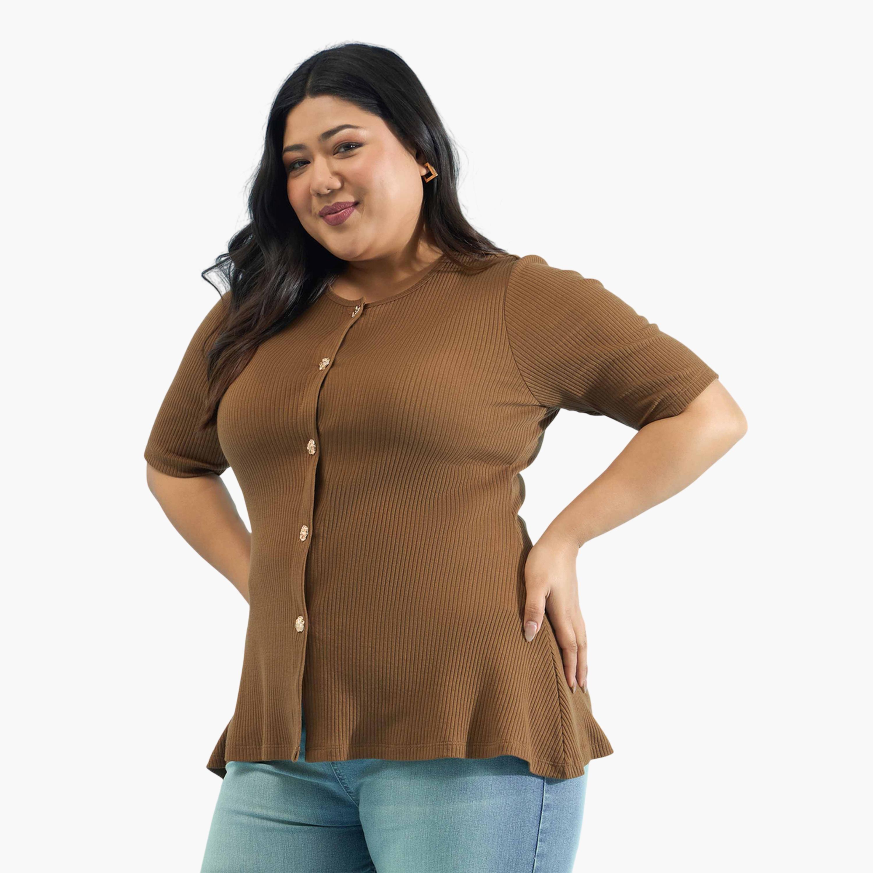 بلوزة بيبلوم بمقاس كبير بنية مضلعة بأزرار-women-clothing-plussize-shirtsandblouses-blouses-image-3