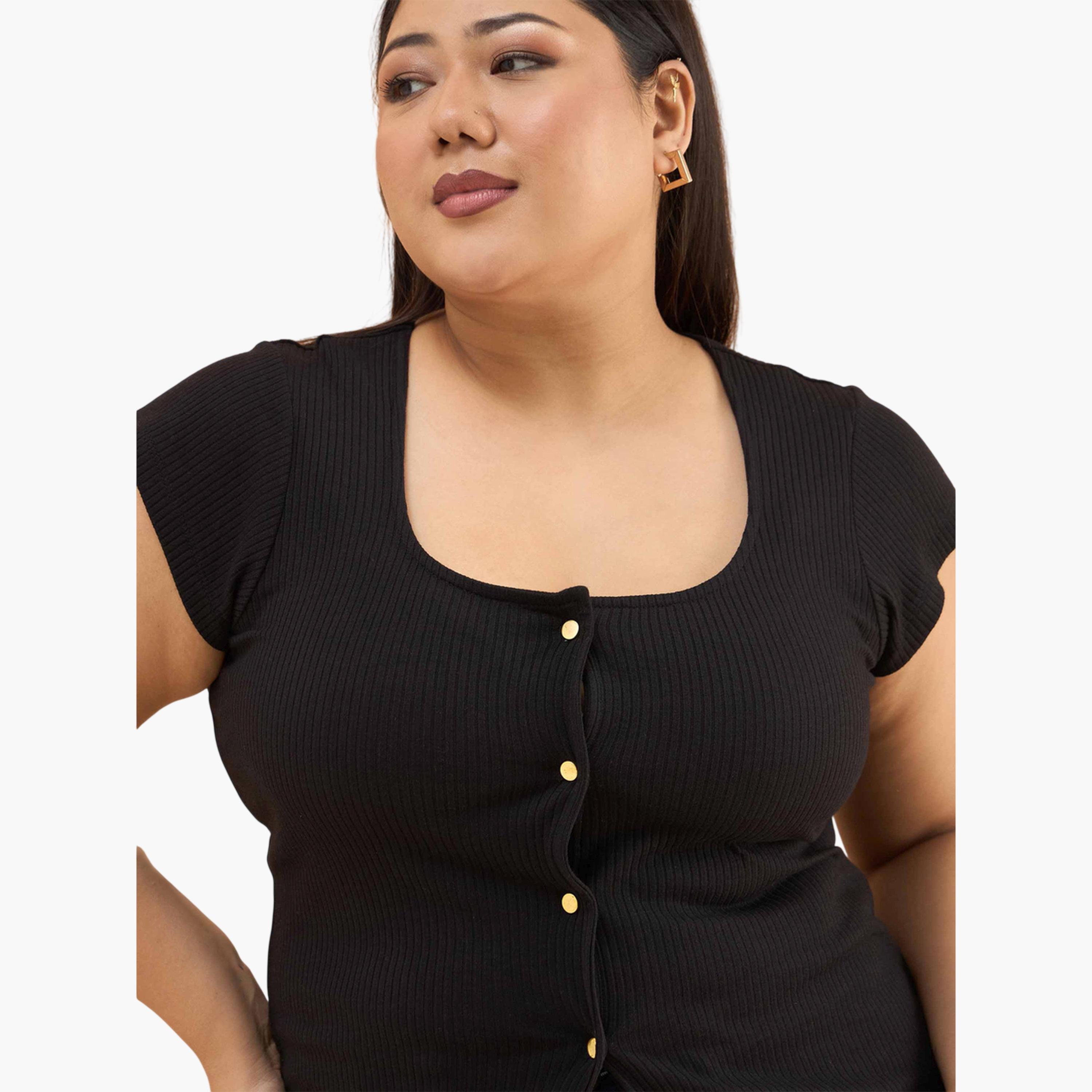 Sassafras X Styli Black Plus Rib Square-Neck Button Down Top-women-clothing-plussize-shirtsandblouses-blouses-image-5