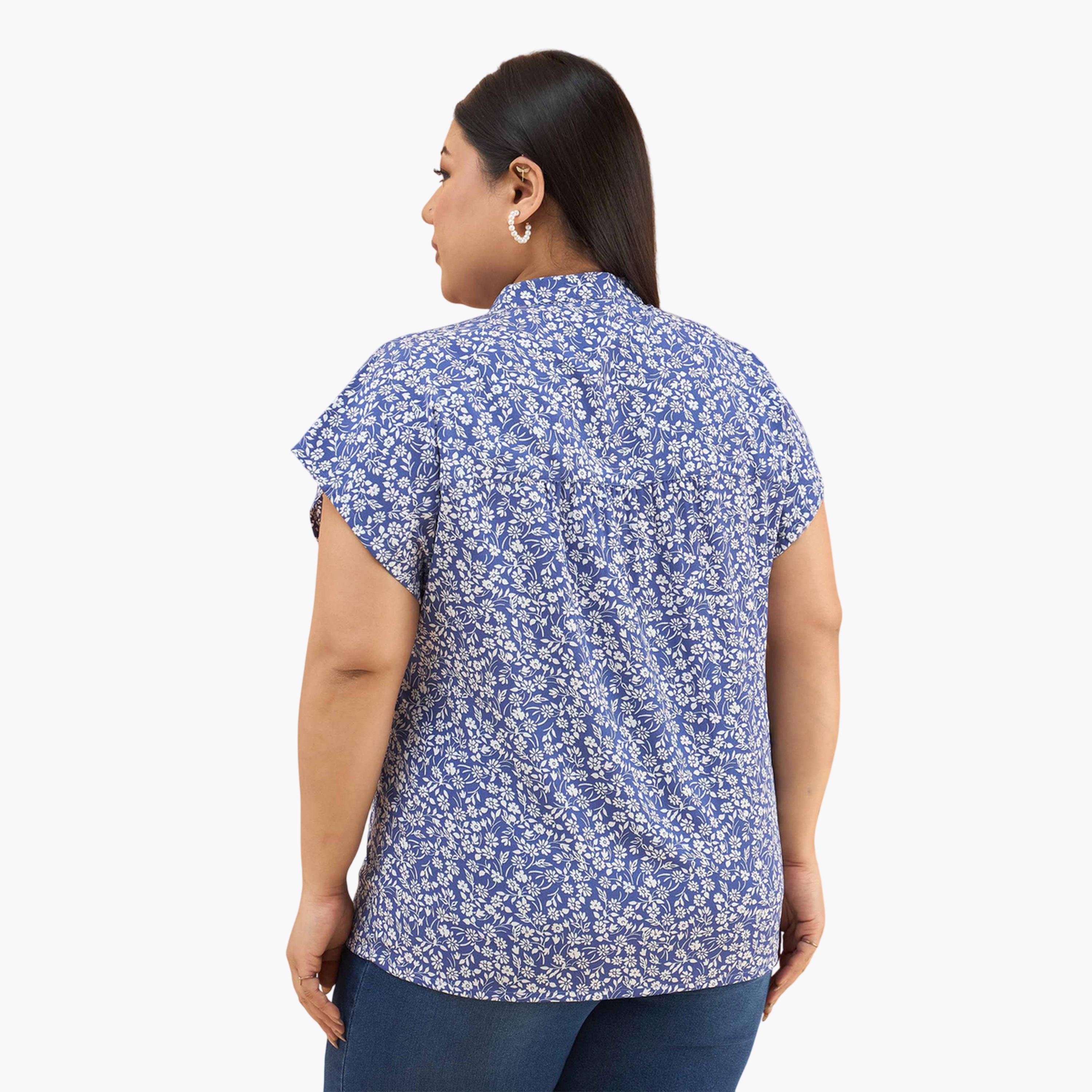بلوزة بمقاس كبير أزرق بطبعة زهور صغيرة وياقة صينية بقصة مستقيمة-women-clothing-plussize-shirtsandblouses-blouses-image-5