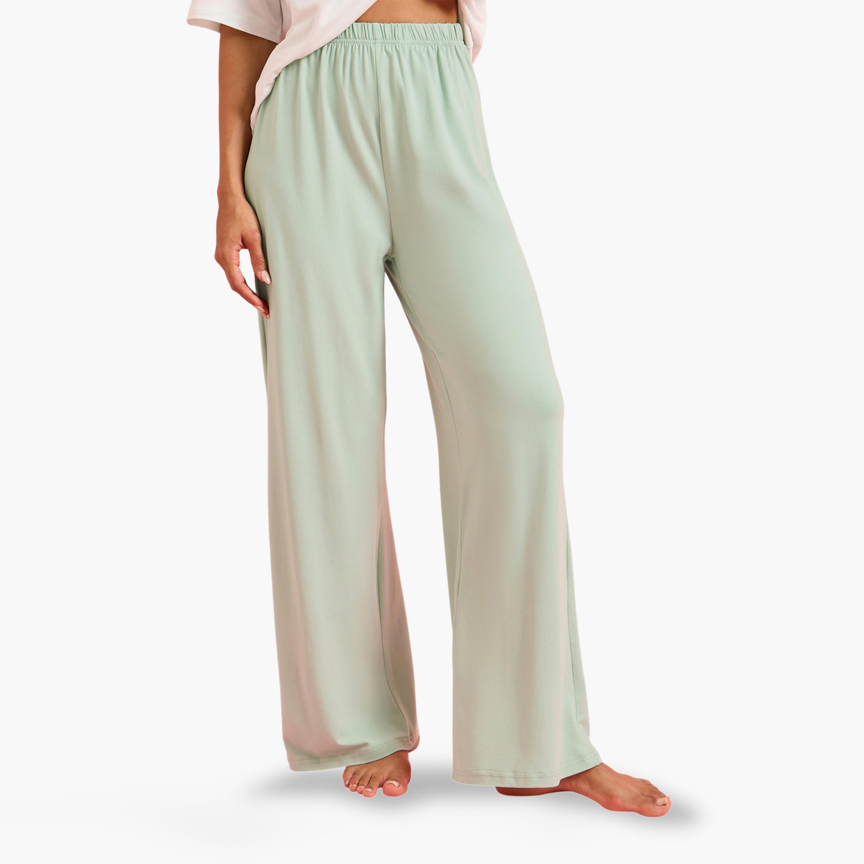 طقم بيجاما من بنطال بأرجل واسعة وتيشيرت بنمط كتل الالوان سادة-women-clothing-nightwear-pyjamas-longsets-image-4