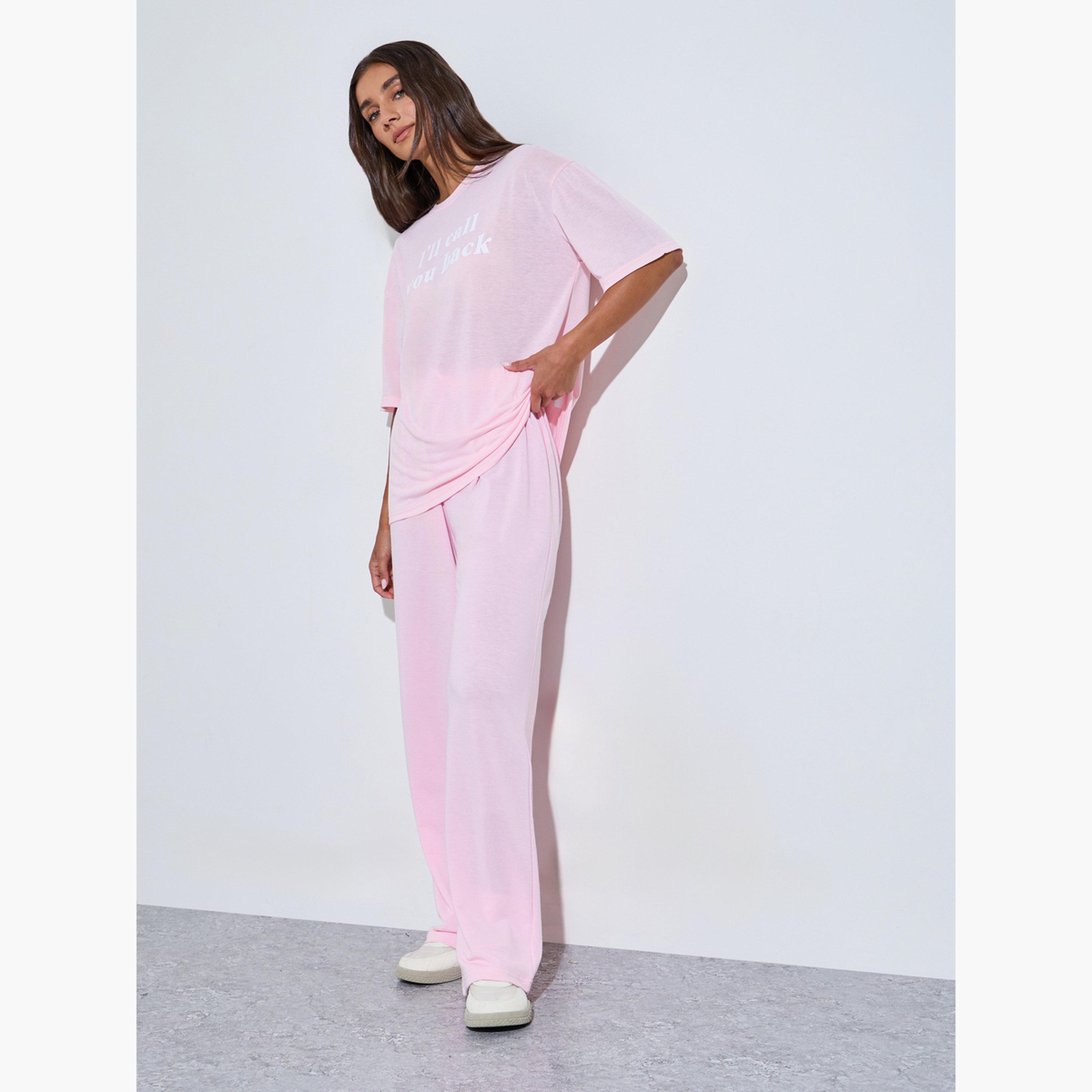 Styli Pink Slogan Print Short Sleeves Oversized T-Shirt-women-clothing-tshirts-image-2