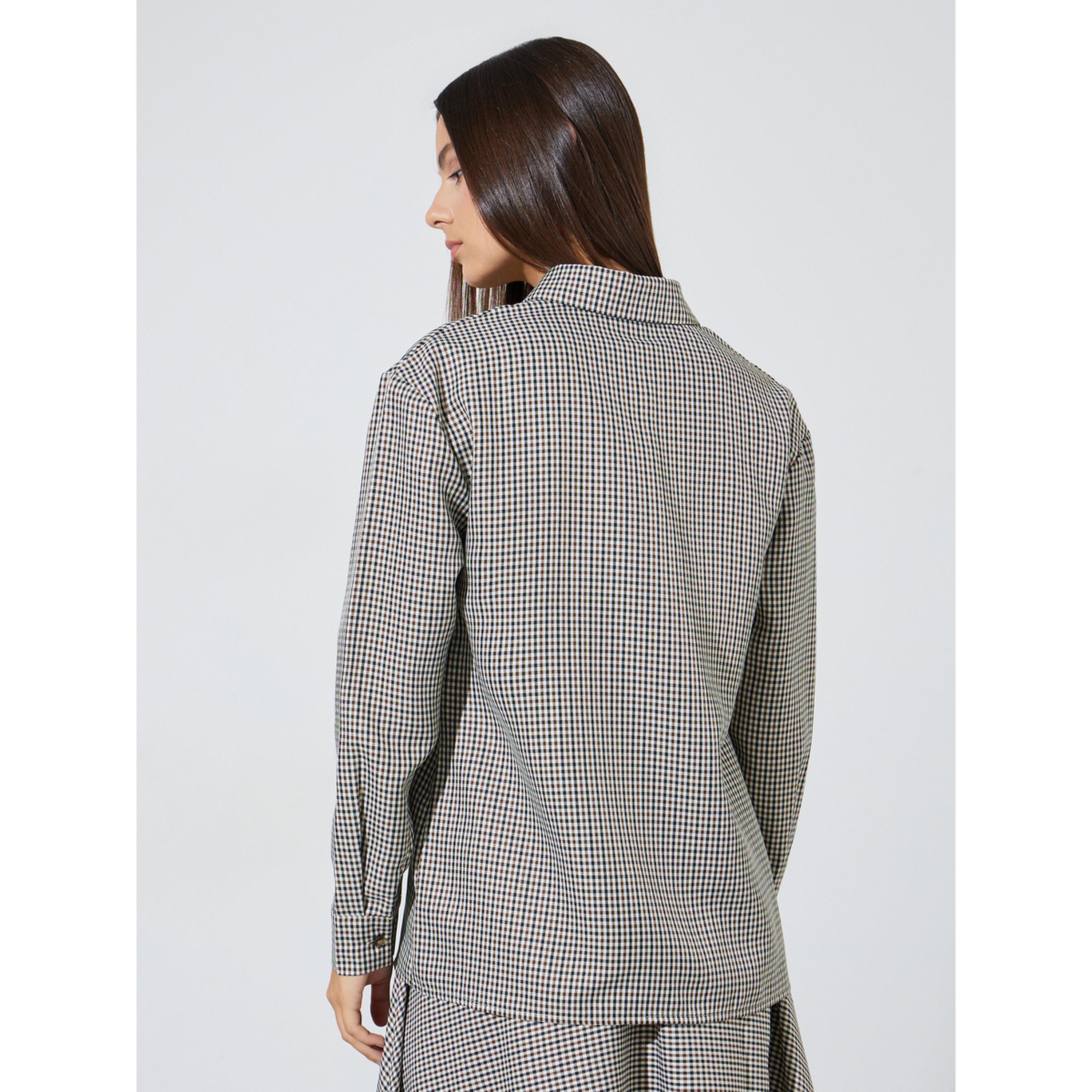 ستايلي - قميص بني قصير بنقشة مربعات وأكمام طويلة وقصة عادية-women-clothing-shirtsandblouses-shirts-image-3
