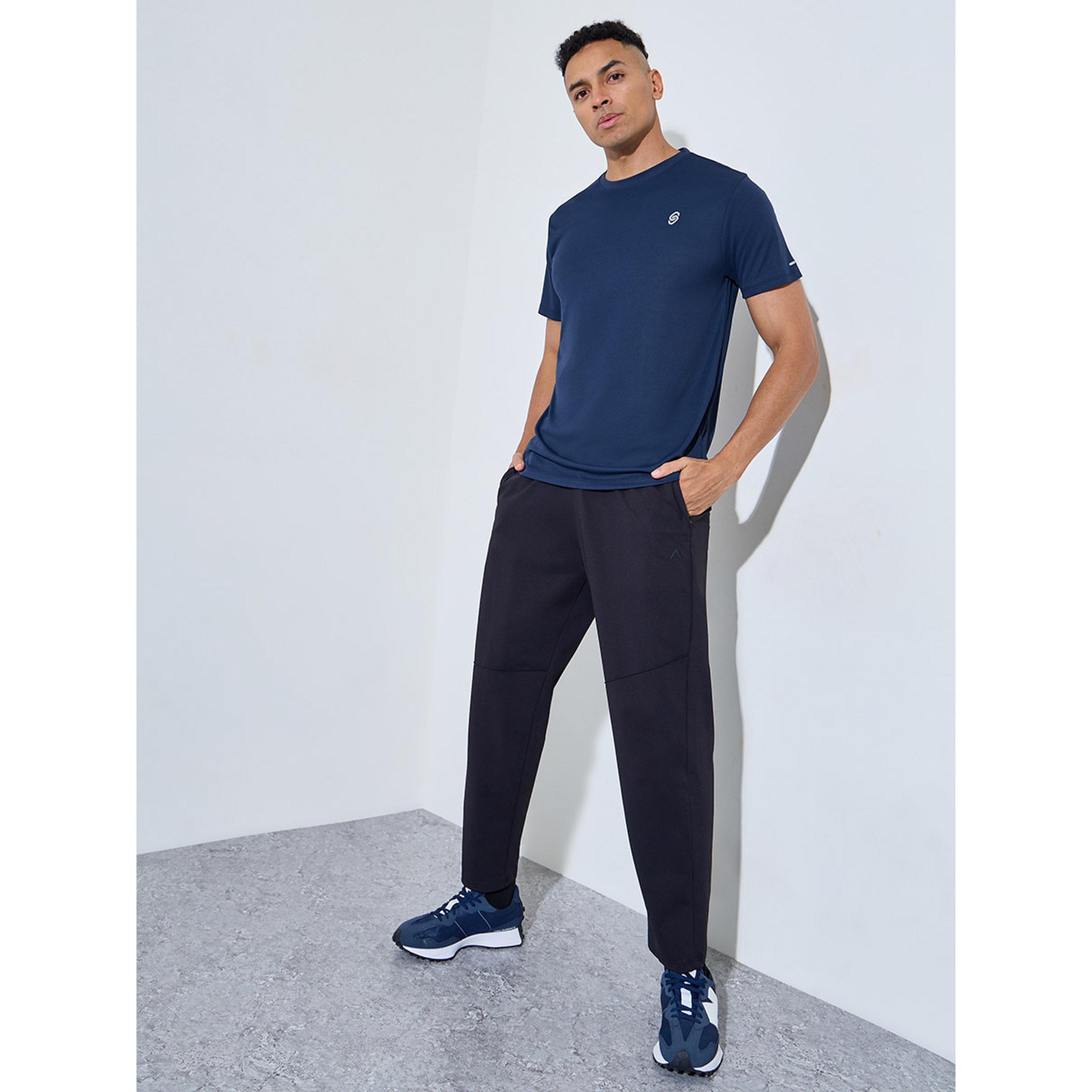Styli Navy Blue Regular Fit Activewear T-Shirt with Front and back Reflector Print-men-clothing-sportswearandactivewear-tshirtsandpolos-image-2