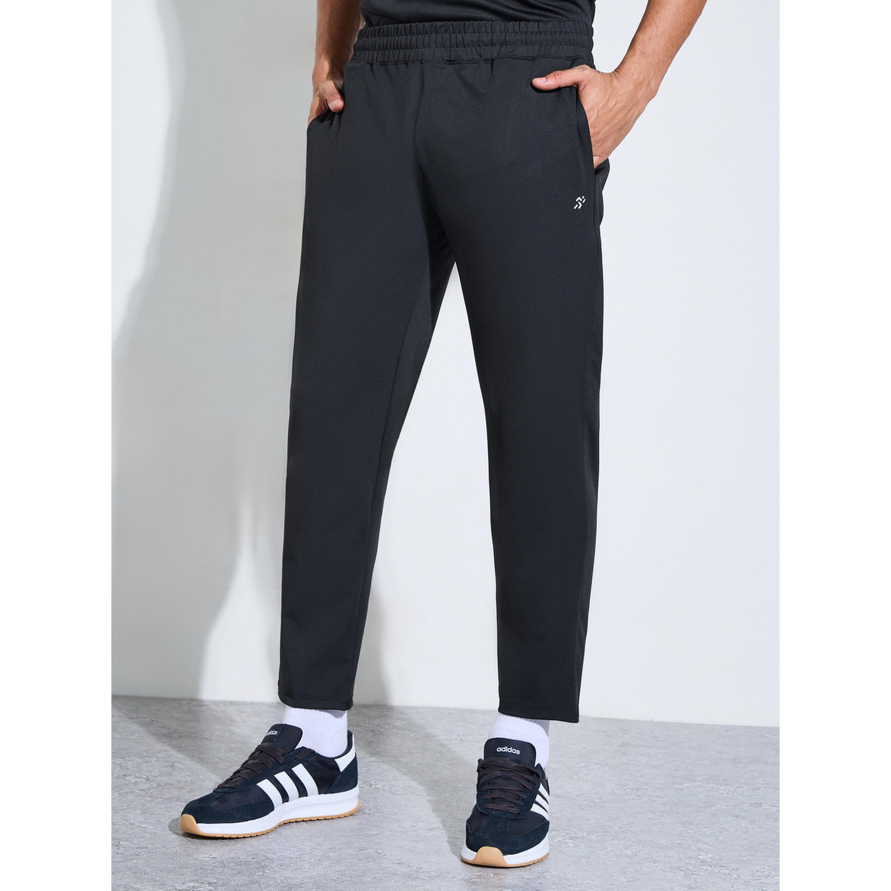 بنطال رياضي سادة باللون الأسود-men-clothing-sportswearandactivewear-bottoms-image-1