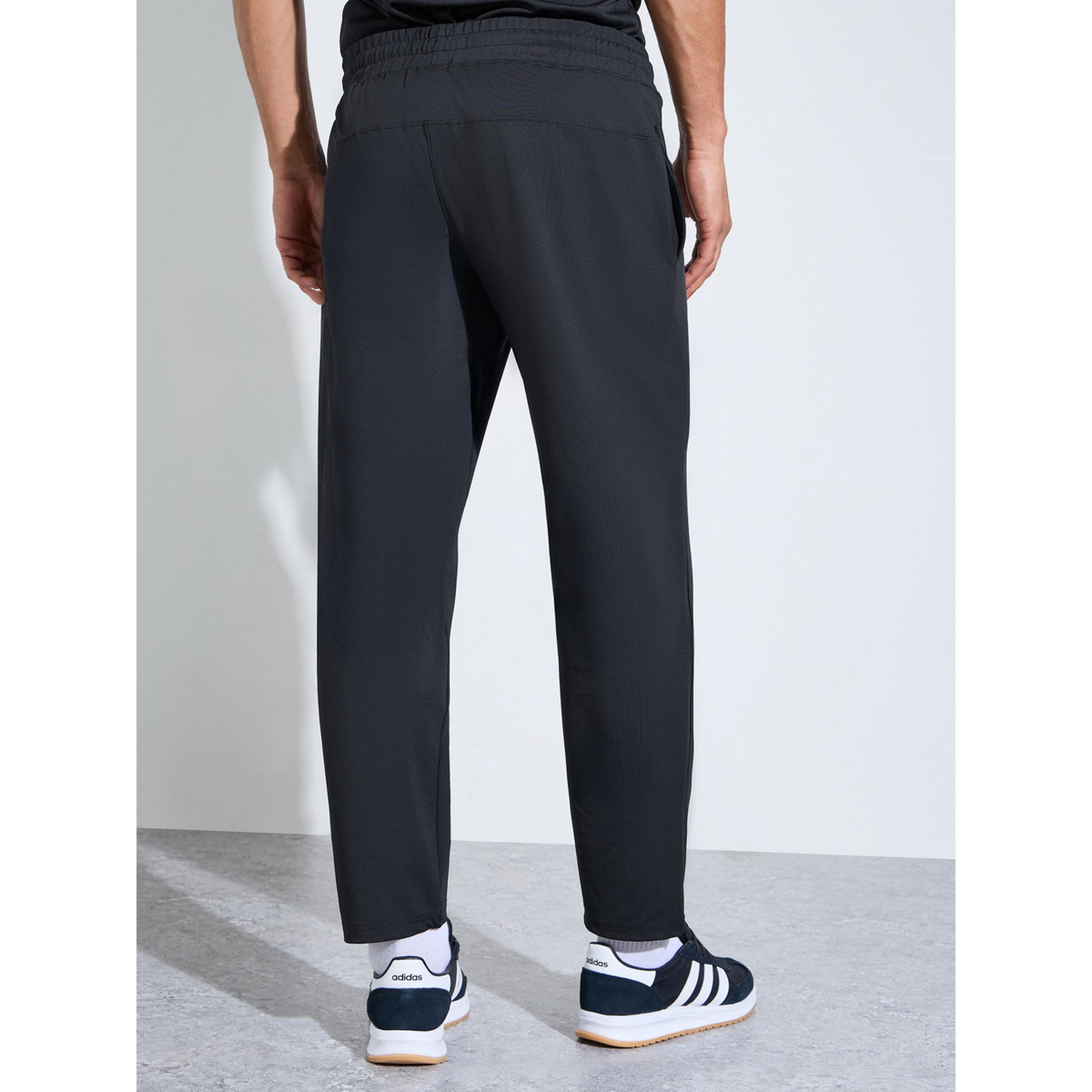 بنطال رياضي سادة باللون الأسود-men-clothing-sportswearandactivewear-bottoms-image-3
