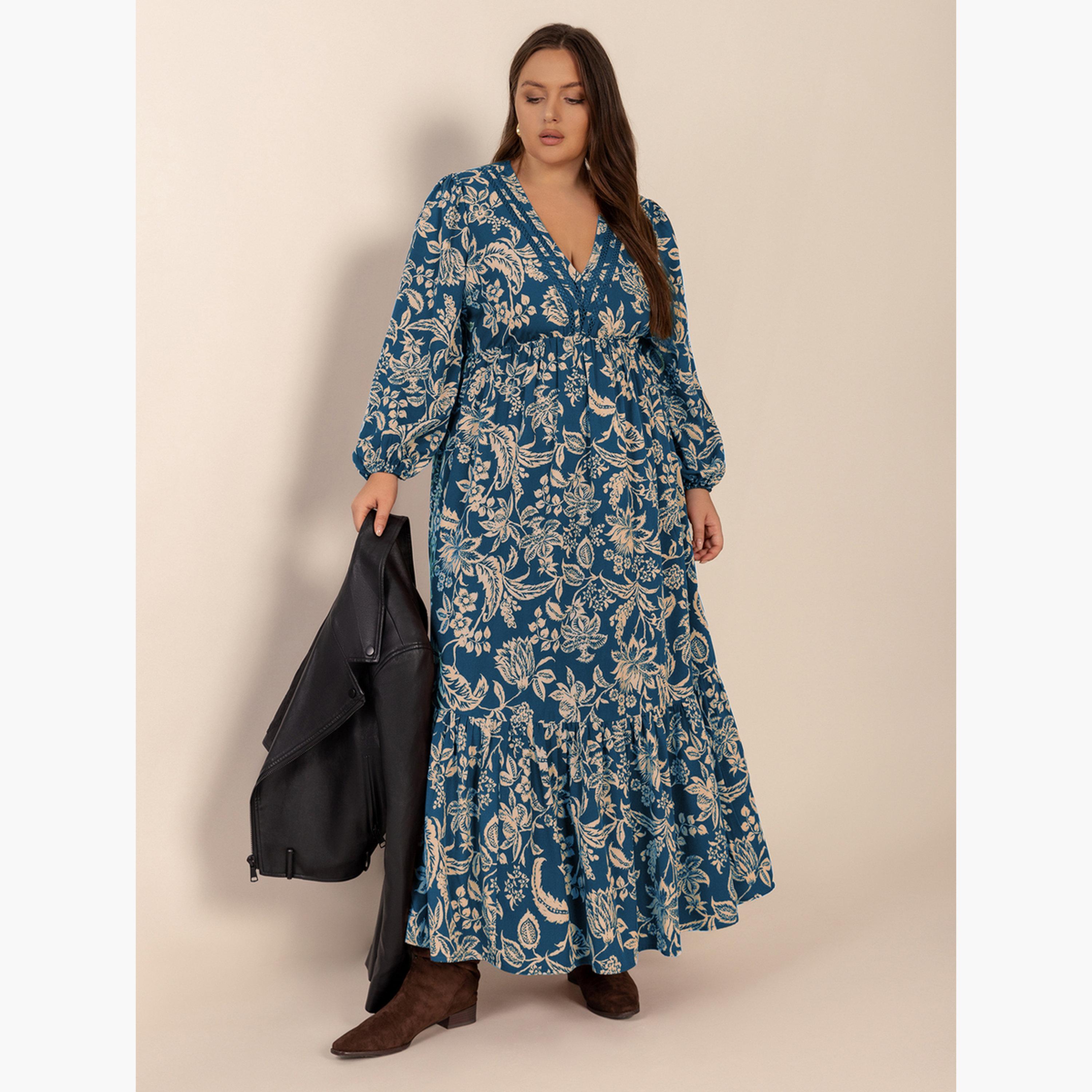 فستان طويل بحافة واسعة بمقاس كبير وطبعة أزهار-women-clothing-dresses-image-3