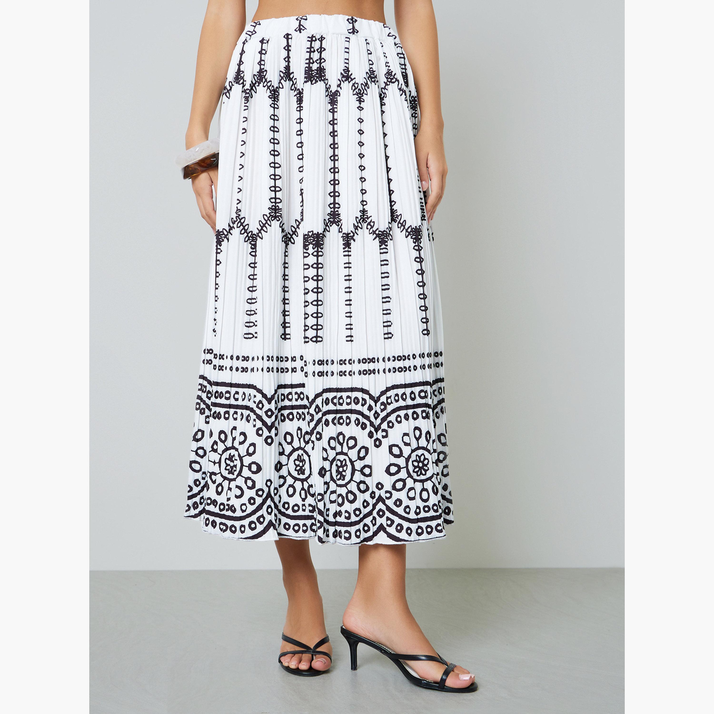 تنورة ميدي بكسرات وحافة واسعة بنقوش متعددة-women-clothing-skirts-image-1