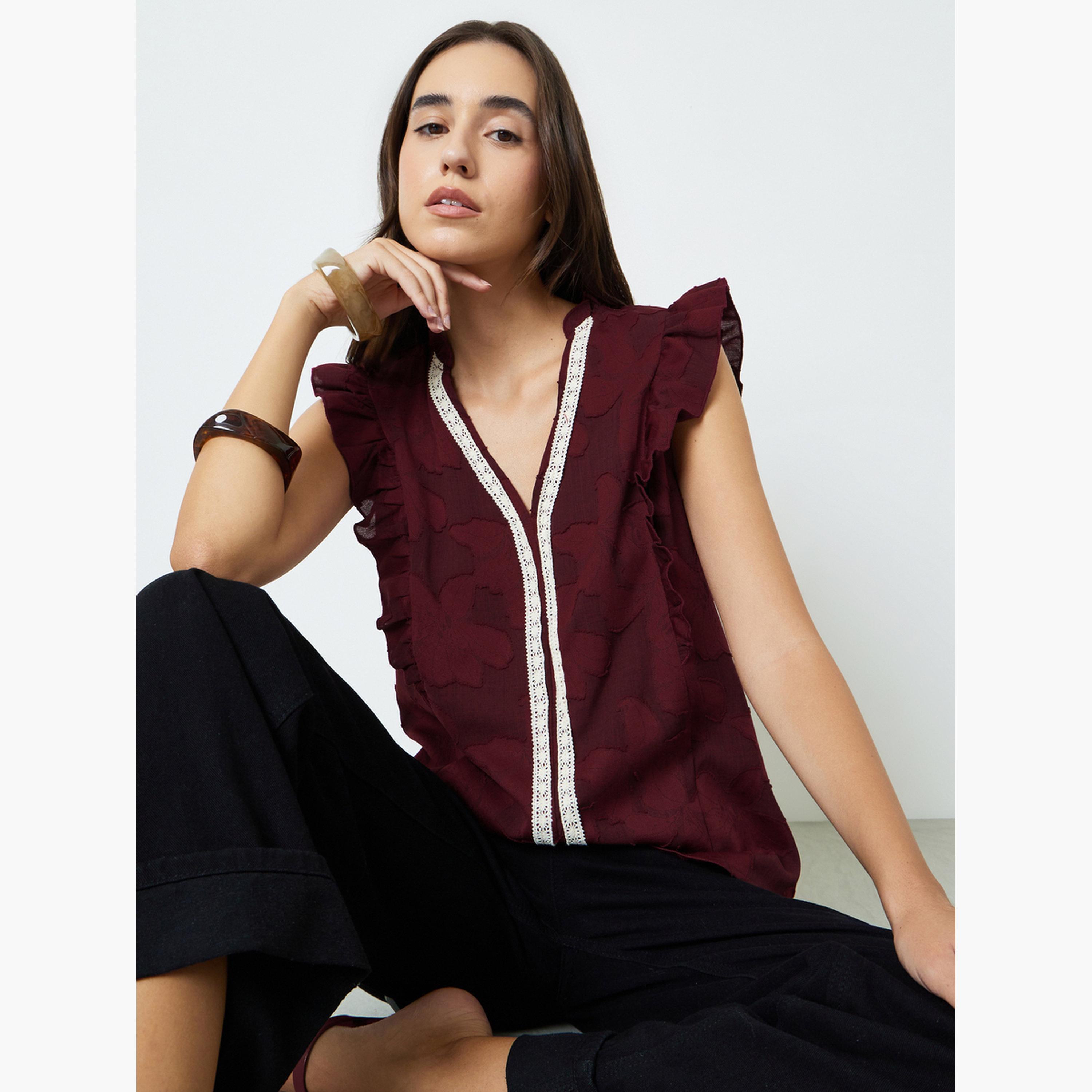 بلوزة سادة بقصة عادية بدون أكمام باللون العنابي-women-clothing-shirtsandblouses-blouses-image-4