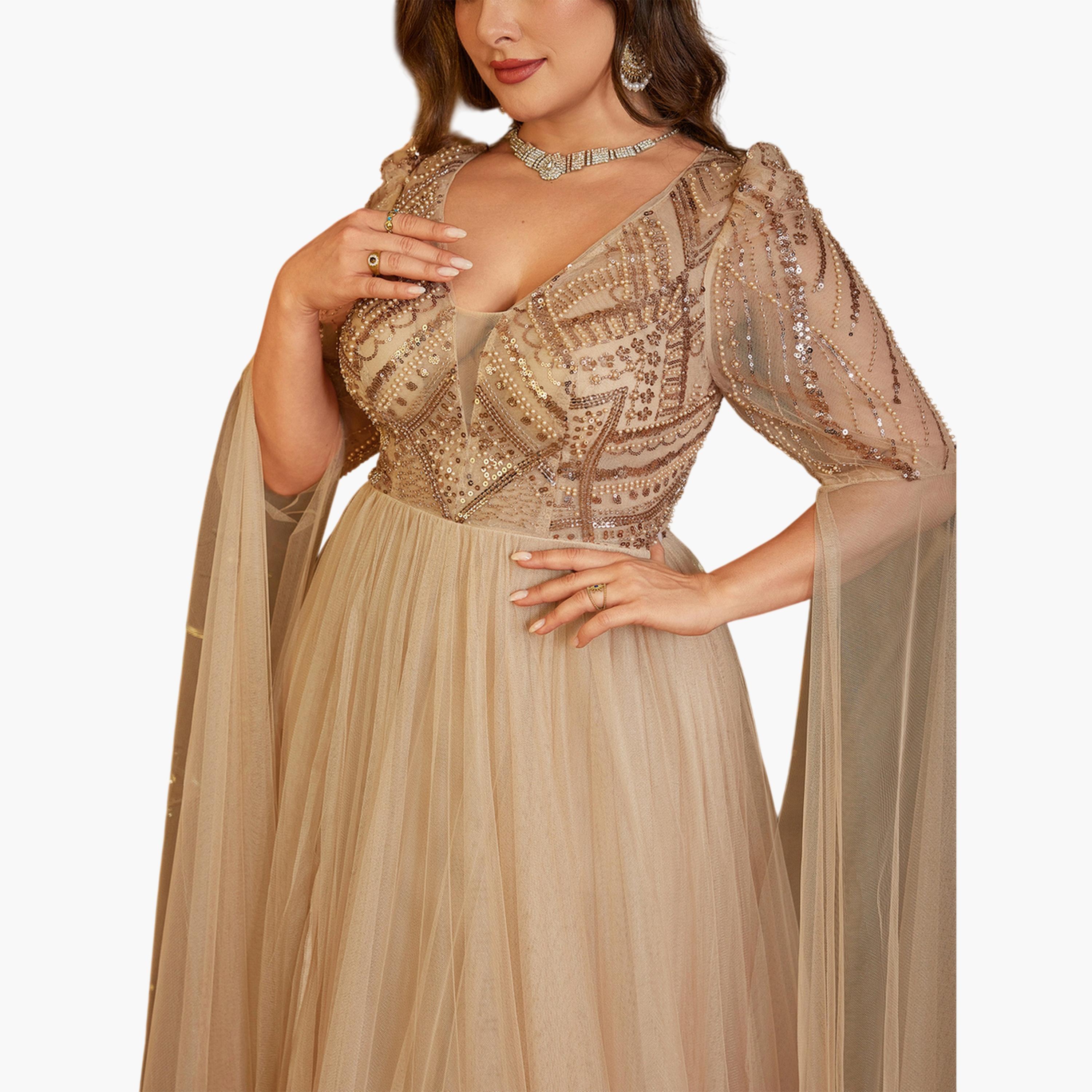 فستان طويل بحافة واسعة ومقاس كبير ذهبي تول بأكمام كاب ومزين-women-clothing-dresses-image-6