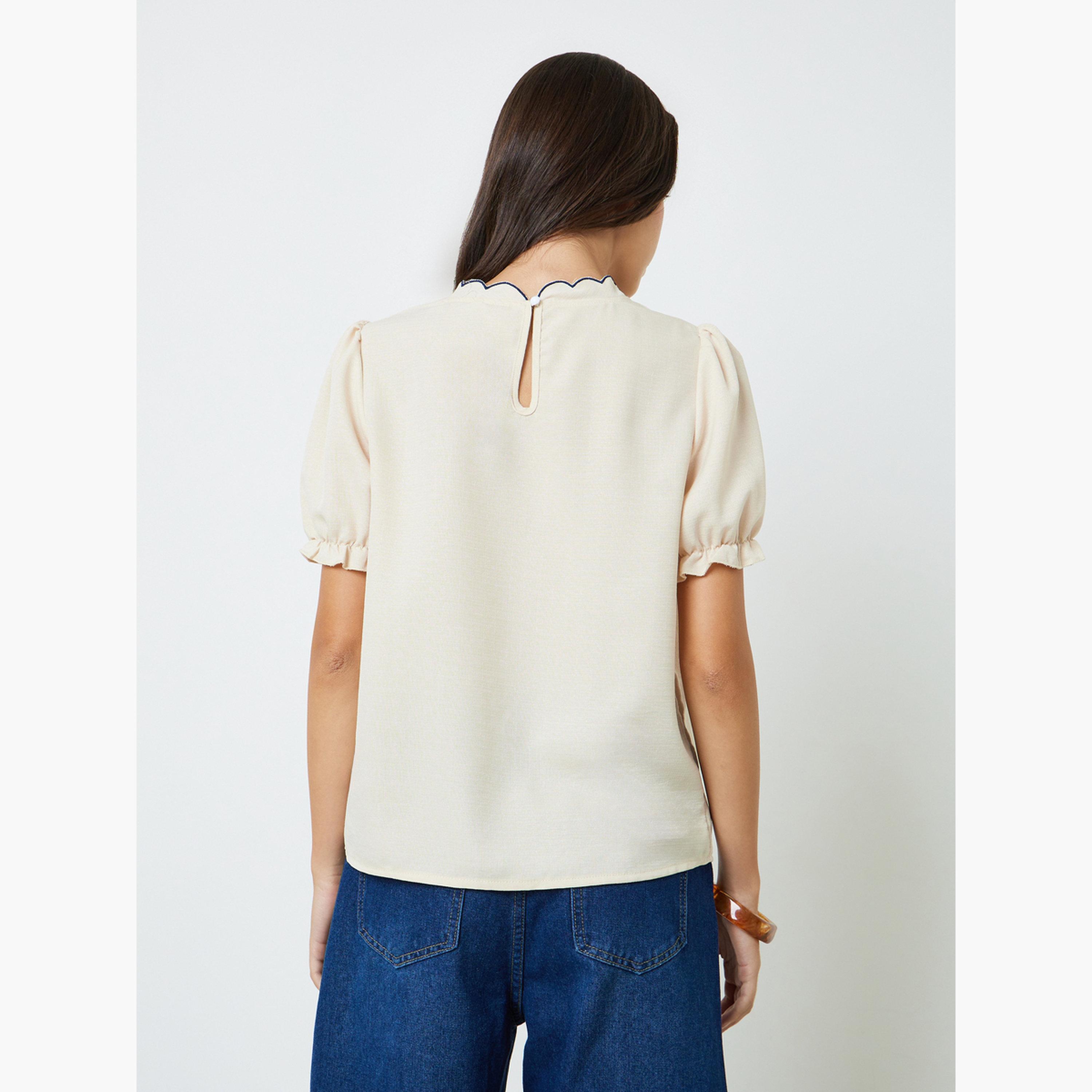 بلوزة بأكمام منفوخة وتفاصيل مموجة باللون البيج-women-clothing-shirtsandblouses-blouses-image-3