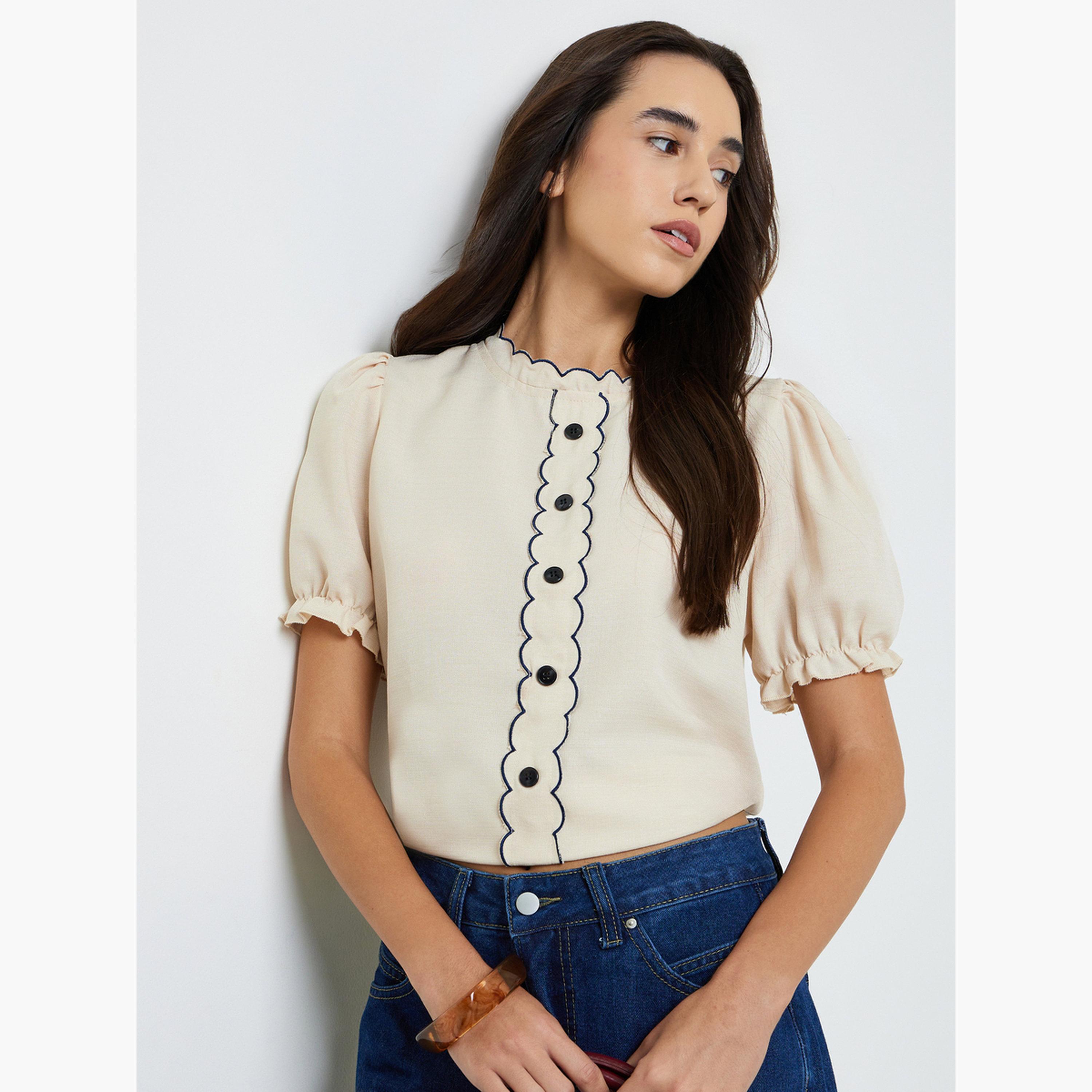 بلوزة بأكمام منفوخة وتفاصيل مموجة باللون البيج-women-clothing-shirtsandblouses-blouses-image-4