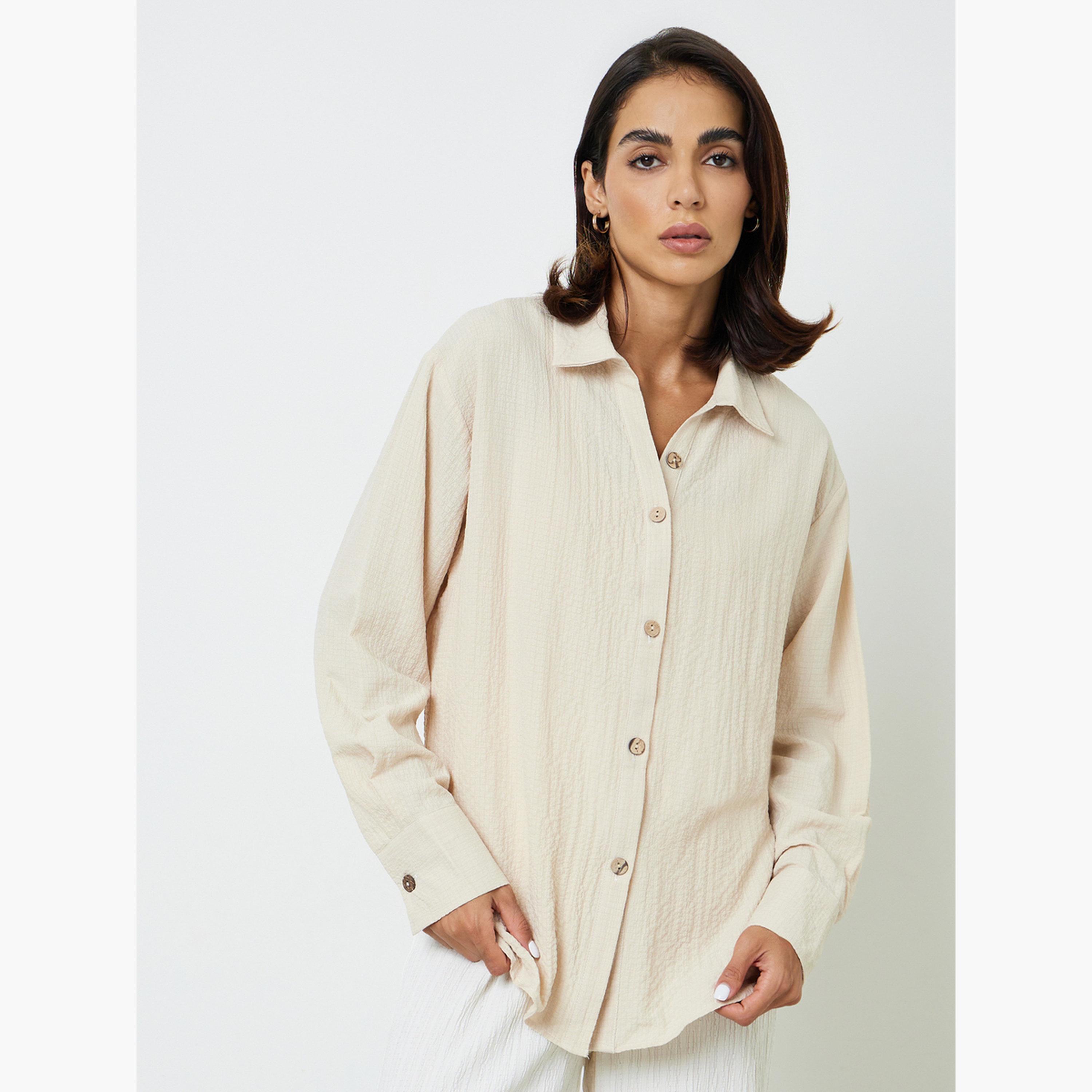 بلوزة بقصة عادية وأزرار بيج-women-clothing-shirtsandblouses-shirts-image-1