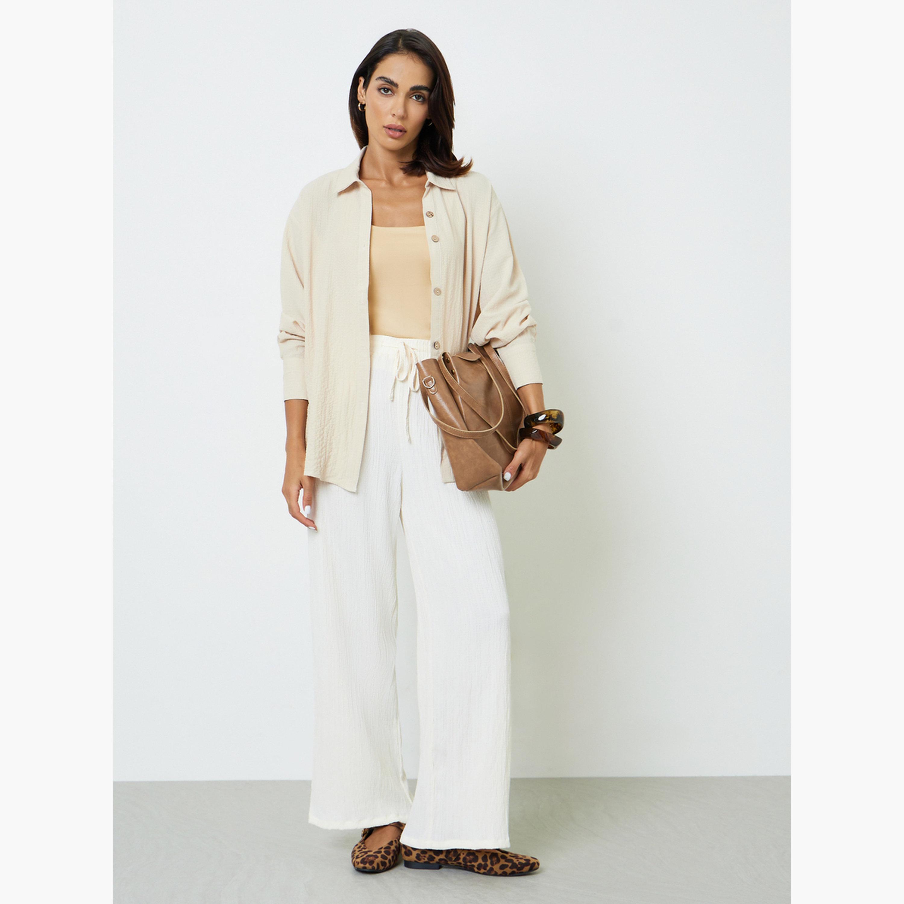 بلوزة بقصة عادية وأزرار بيج-women-clothing-shirtsandblouses-shirts-image-2