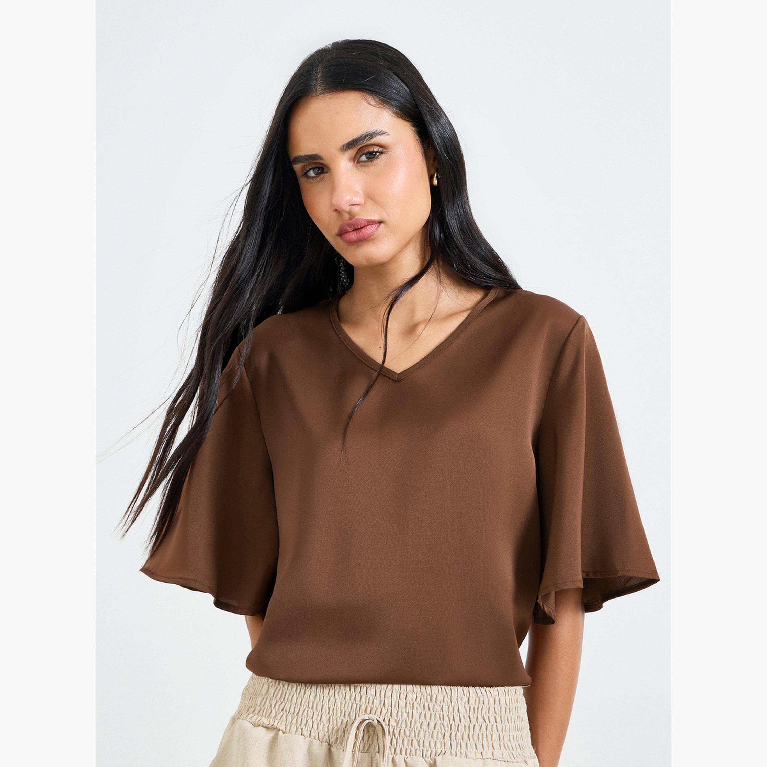 بلوزة بأكمام قصيرة باللون البني الكافيه-women-clothing-shirtsandblouses-blouses-image-4