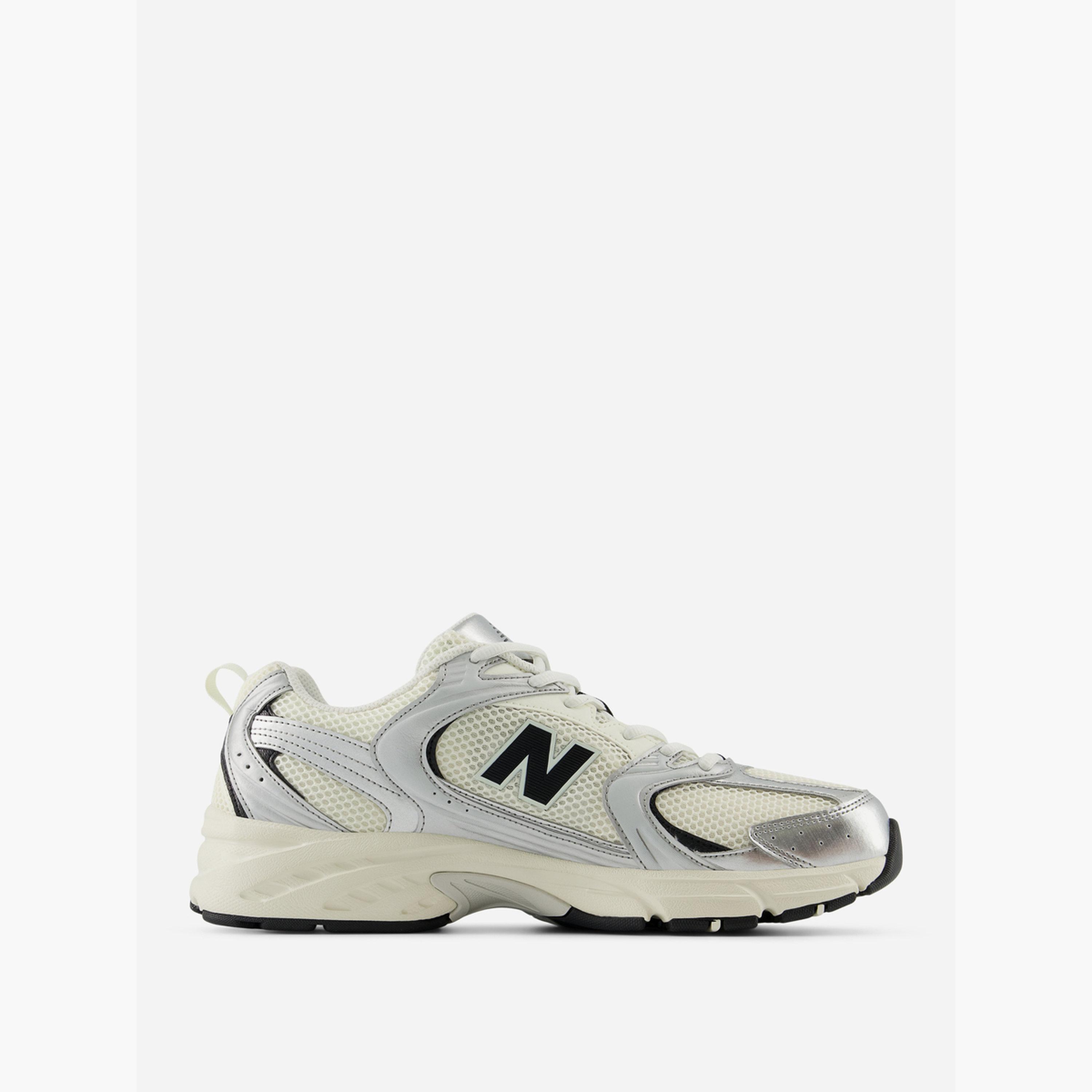 New Balance 530 Shoes-women-shoes-sneakers-image-2