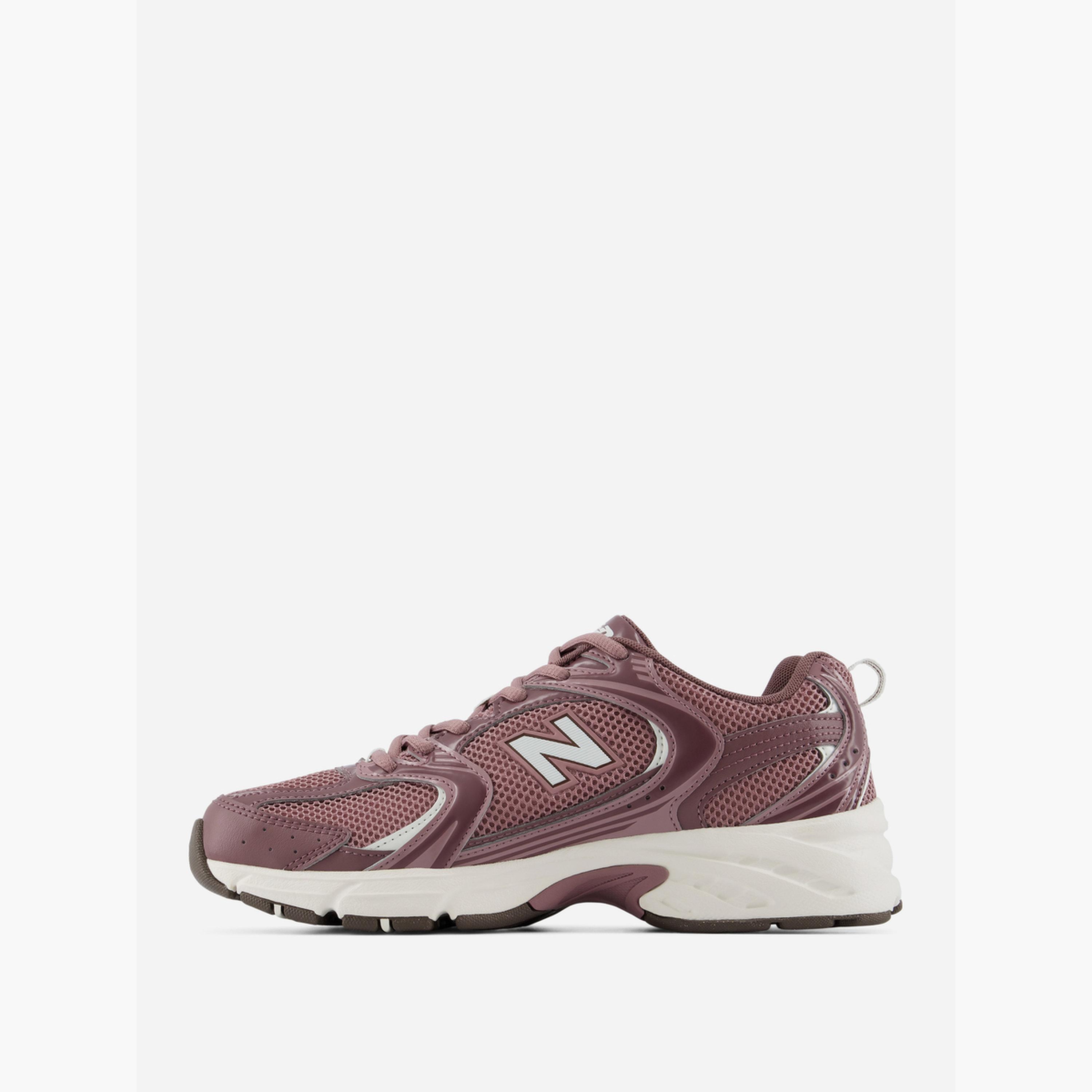 New Balance 530 Shoes-women-shoes-sneakers-image-3