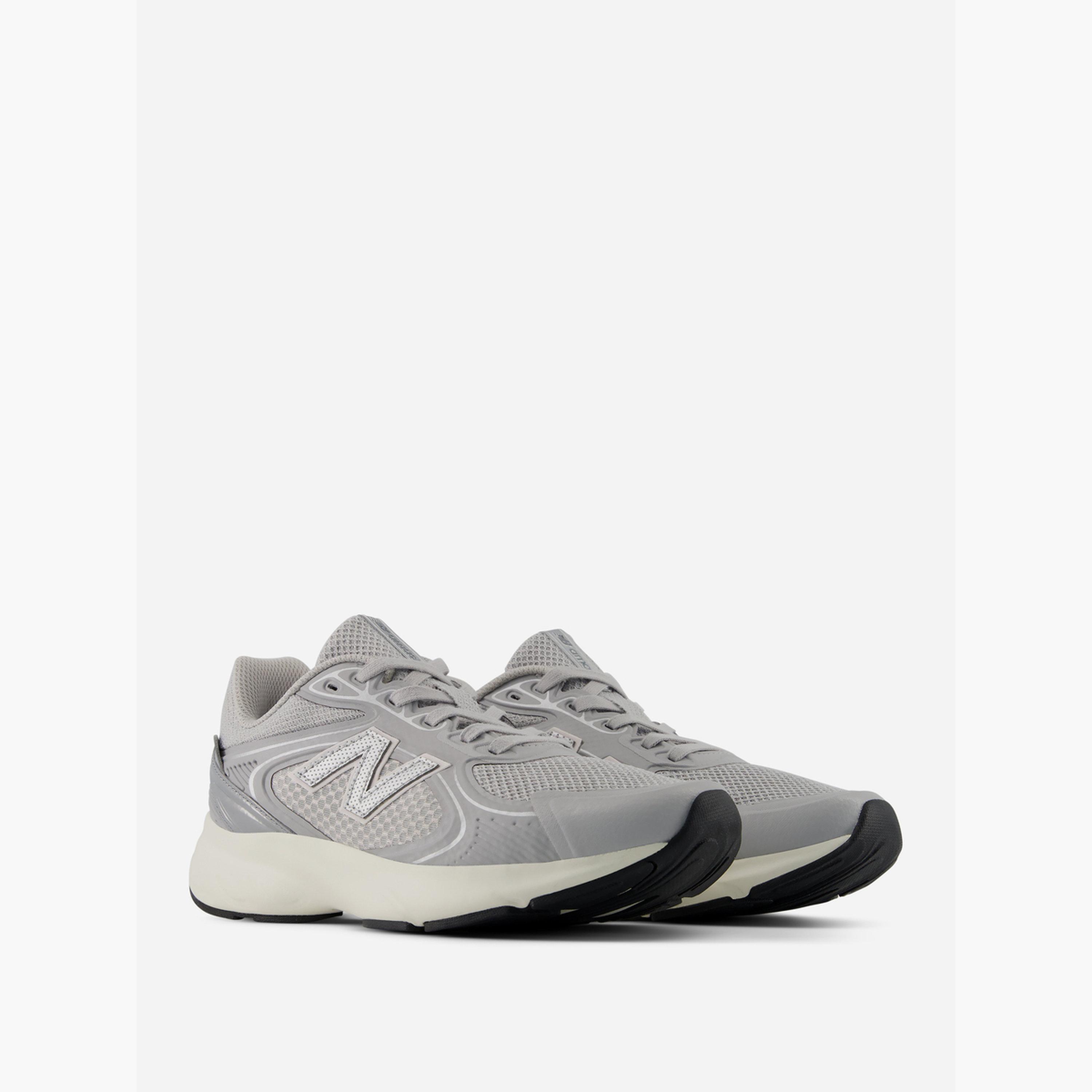 نيو بالانس - حذاء أماستي-women-shoes-sneakers-image-1