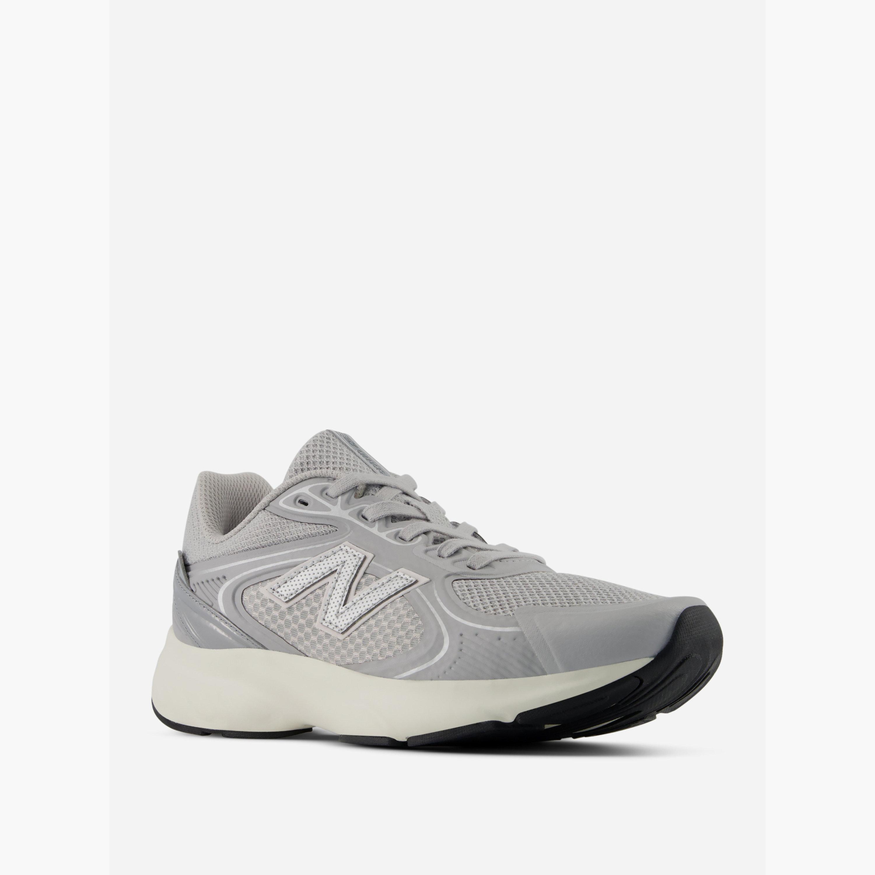 نيو بالانس - حذاء أماستي-women-shoes-sneakers-image-4