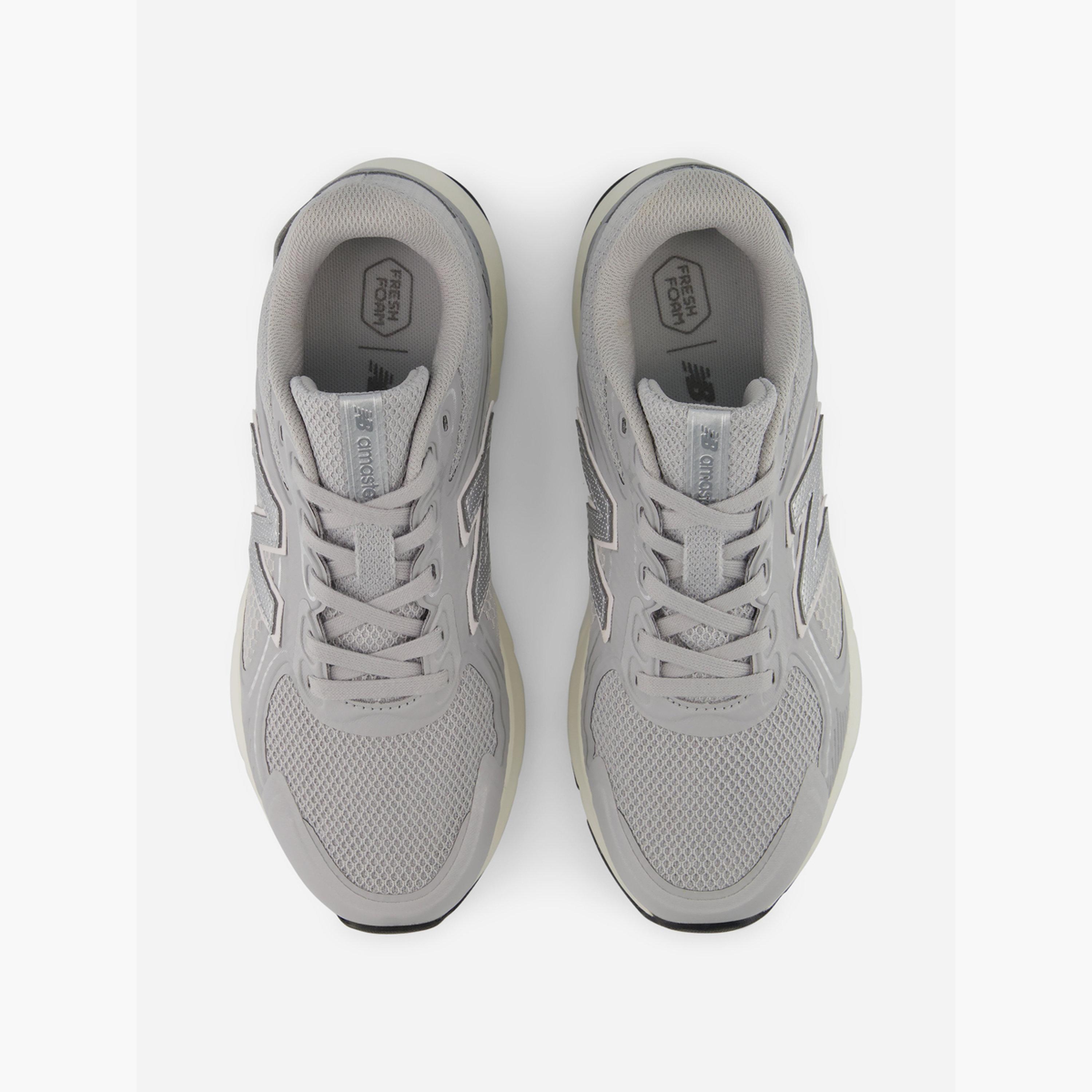 نيو بالانس - حذاء أماستي-women-shoes-sneakers-image-6