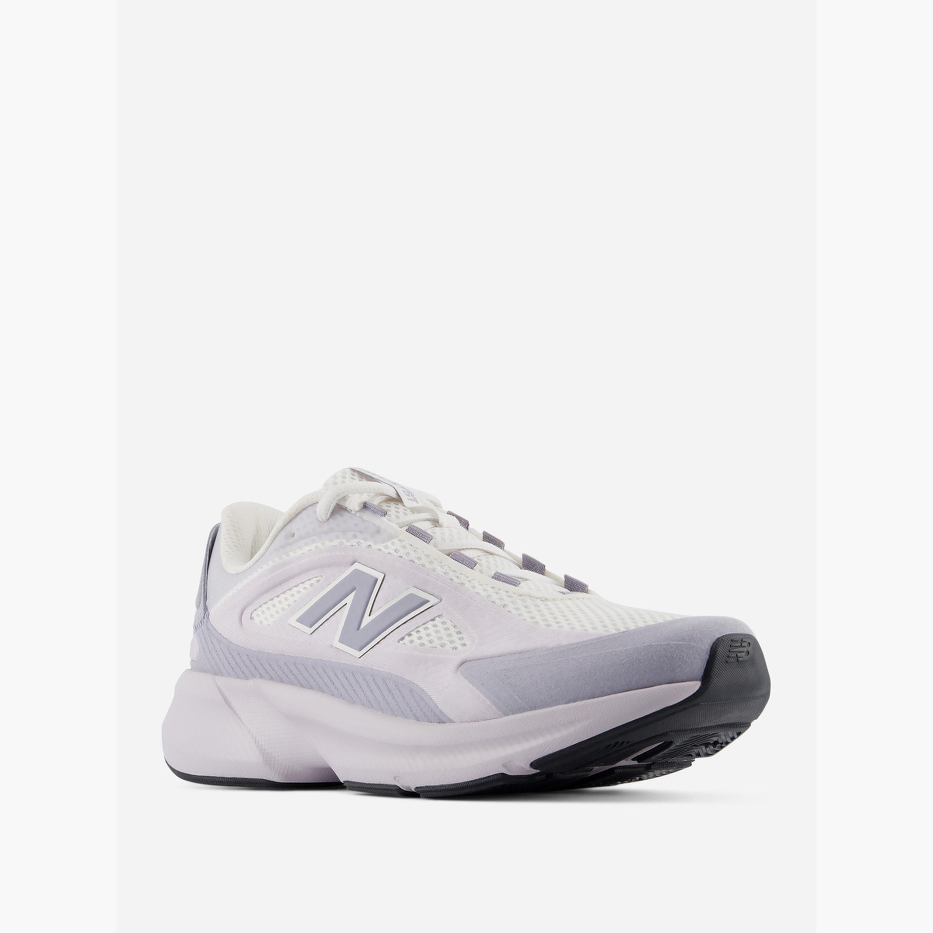 نيو بالانس - حذاء كاتاليست-women-shoes-sneakers-image-4