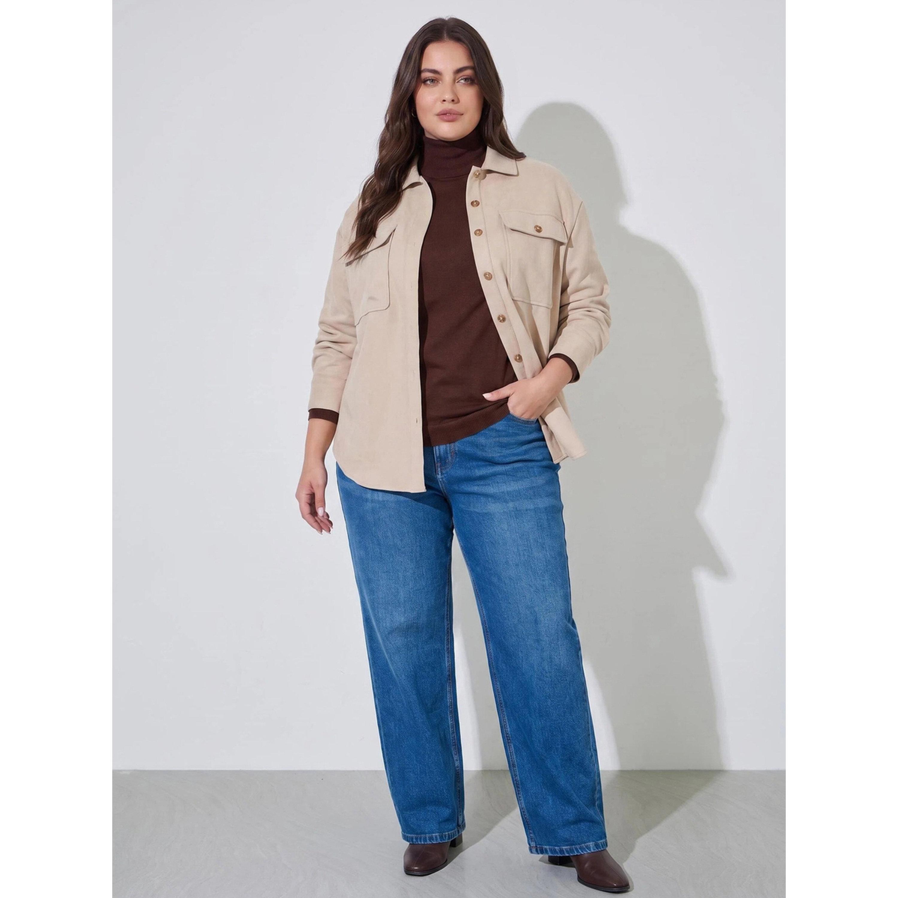 بلوزة سادة بأكمام طويلة وتفاصيل جيوب بمقاس كبير باللون البيج-women-clothing-shirtsandblouses-shirts-image-2