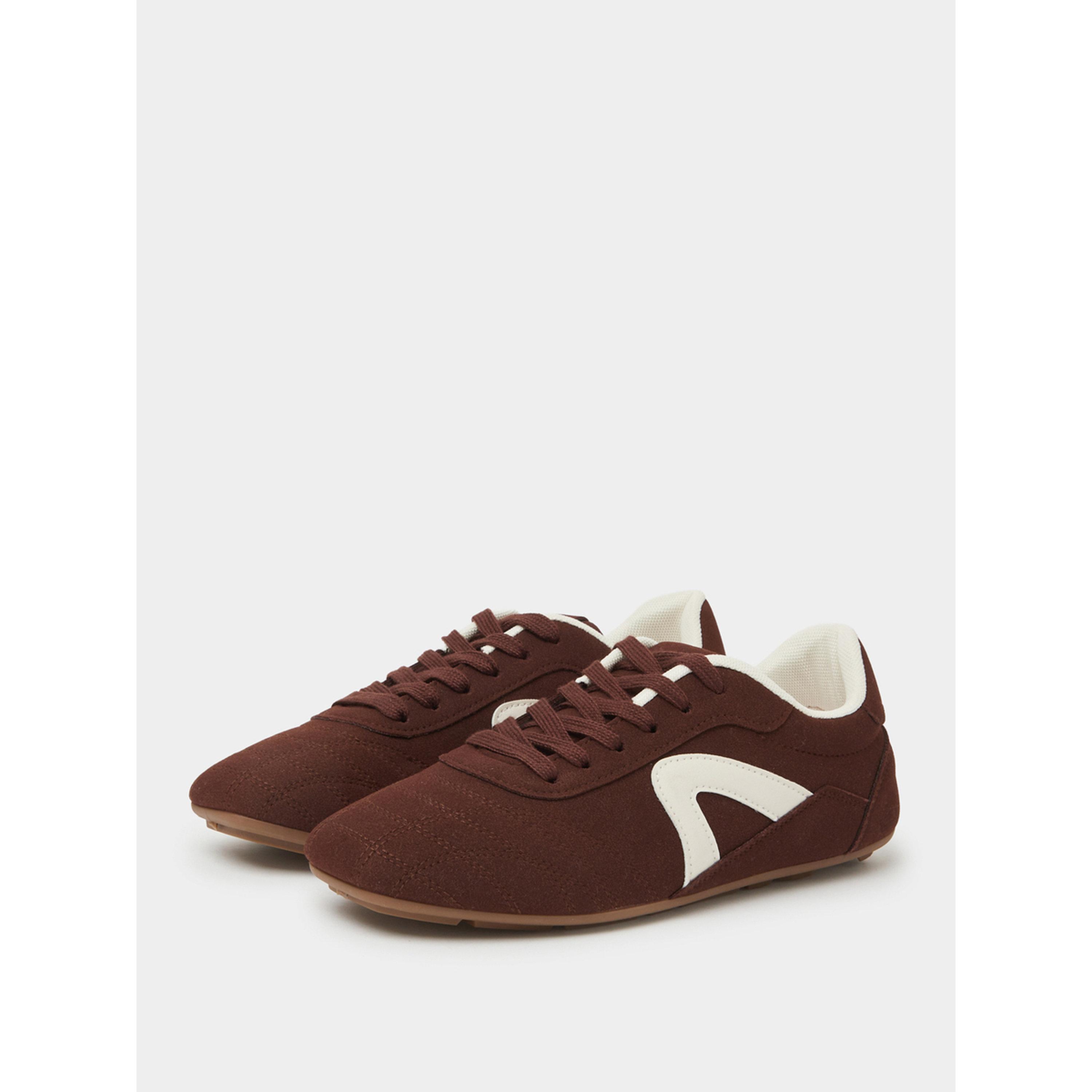ستايلي - حذاء رياضي بني اللون من الجلد الصناعي رباط-women-shoes-sneakers-image-1