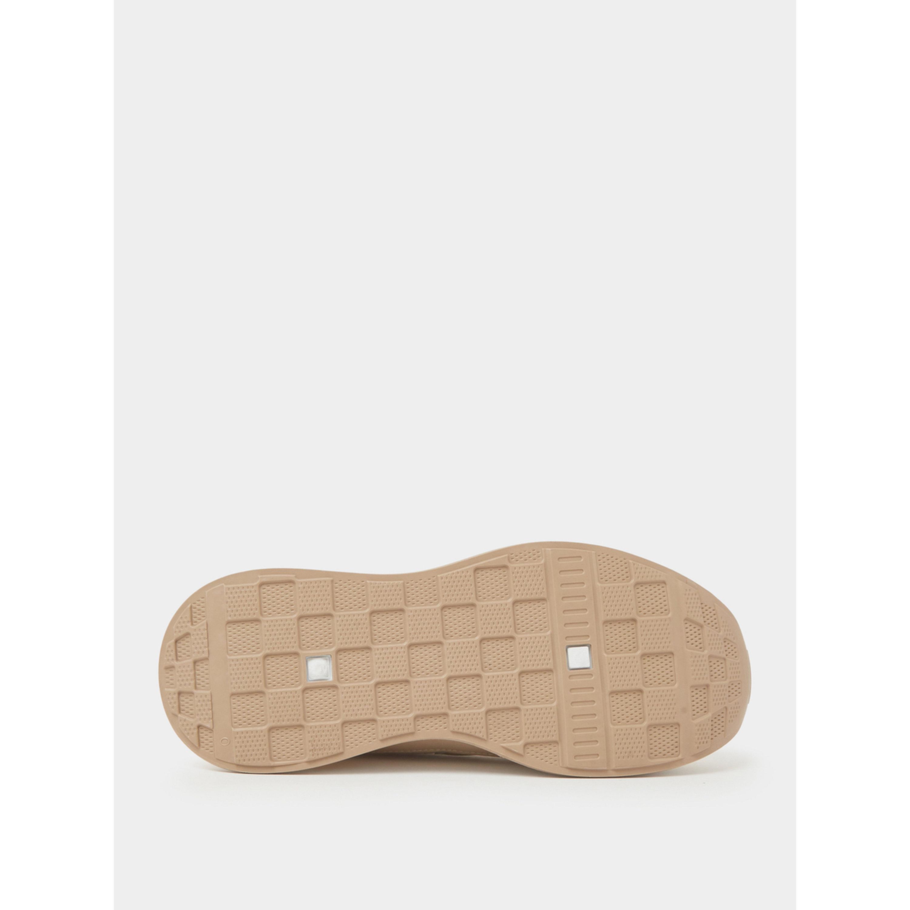 ستايلي - حذاء رياضي أنيق رباط وتفاصيل شبكية بيج-women-shoes-sneakers-image-6