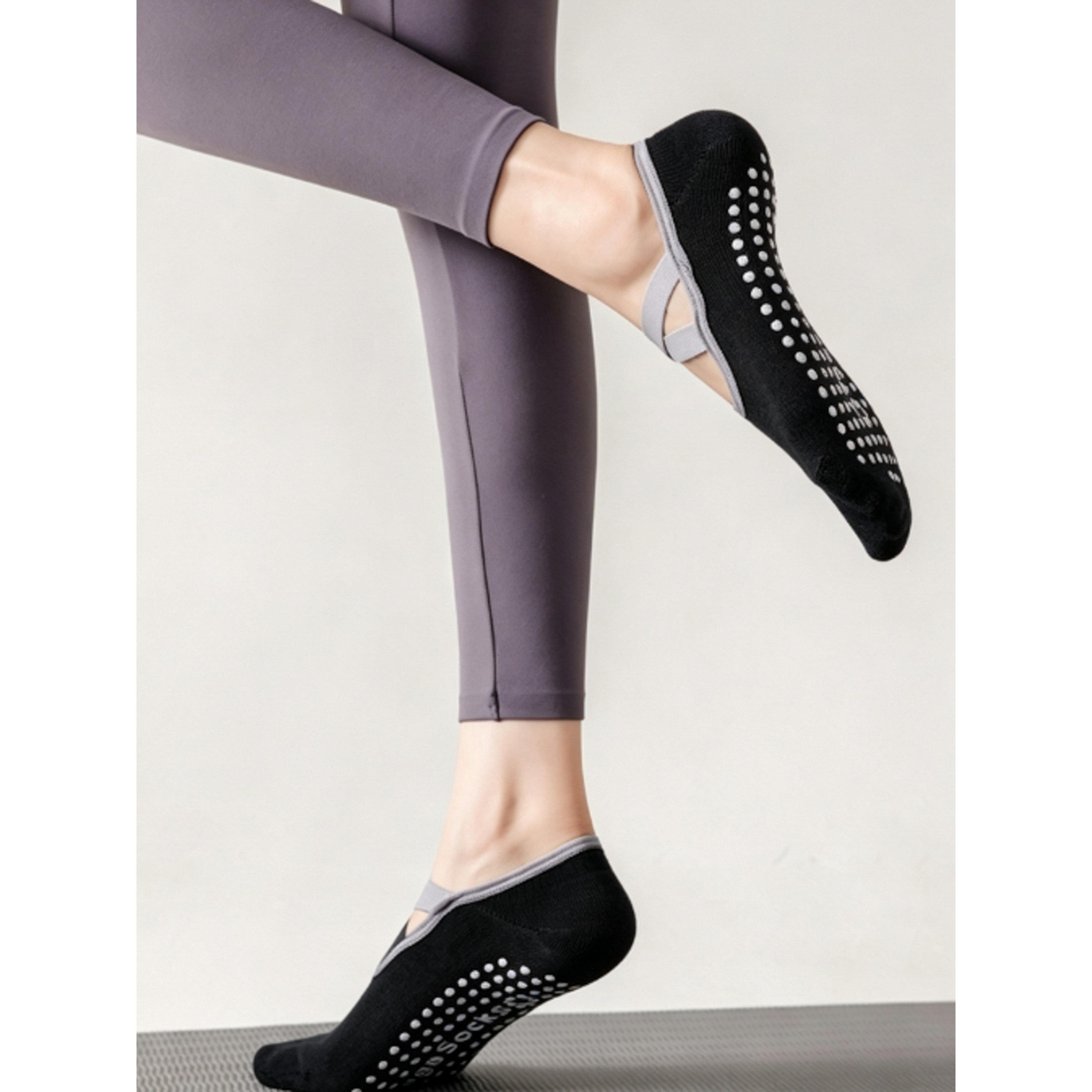 Styli Black Solid Cross Over Straps Silicon Pad Yoga Socks-women-socksandstockings-image-2