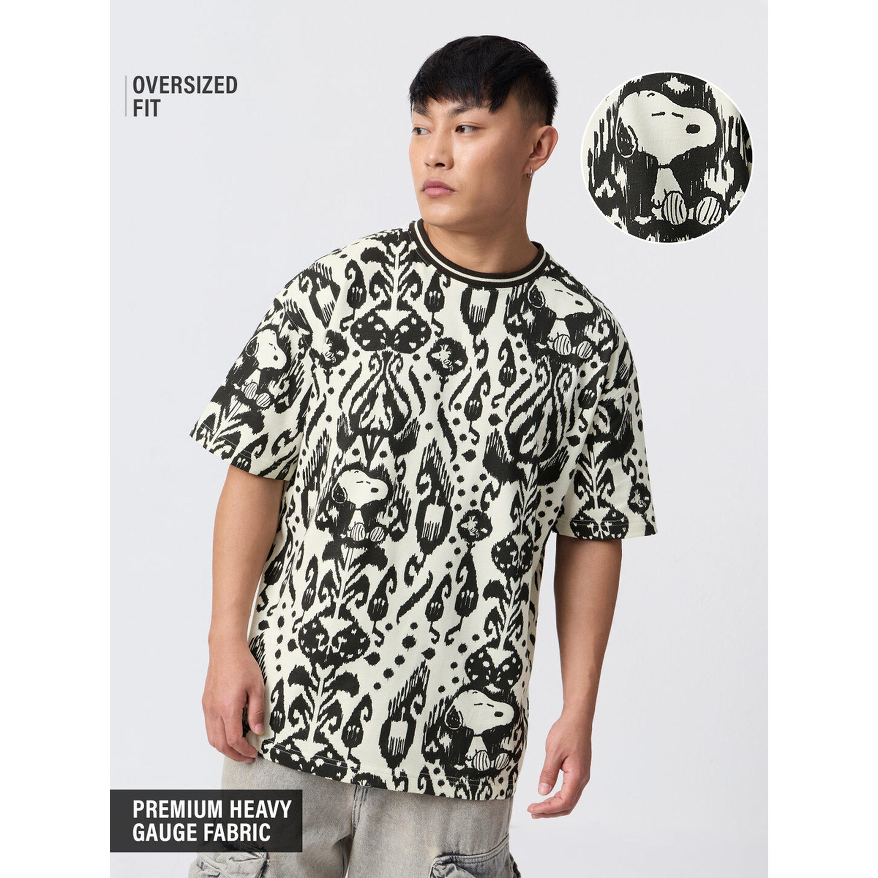 تيشيرت واسع رجالي بطبعة جرافيك بيناتس سنوبي-men-clothing-tshirtsandpolos-tshirts-image-3