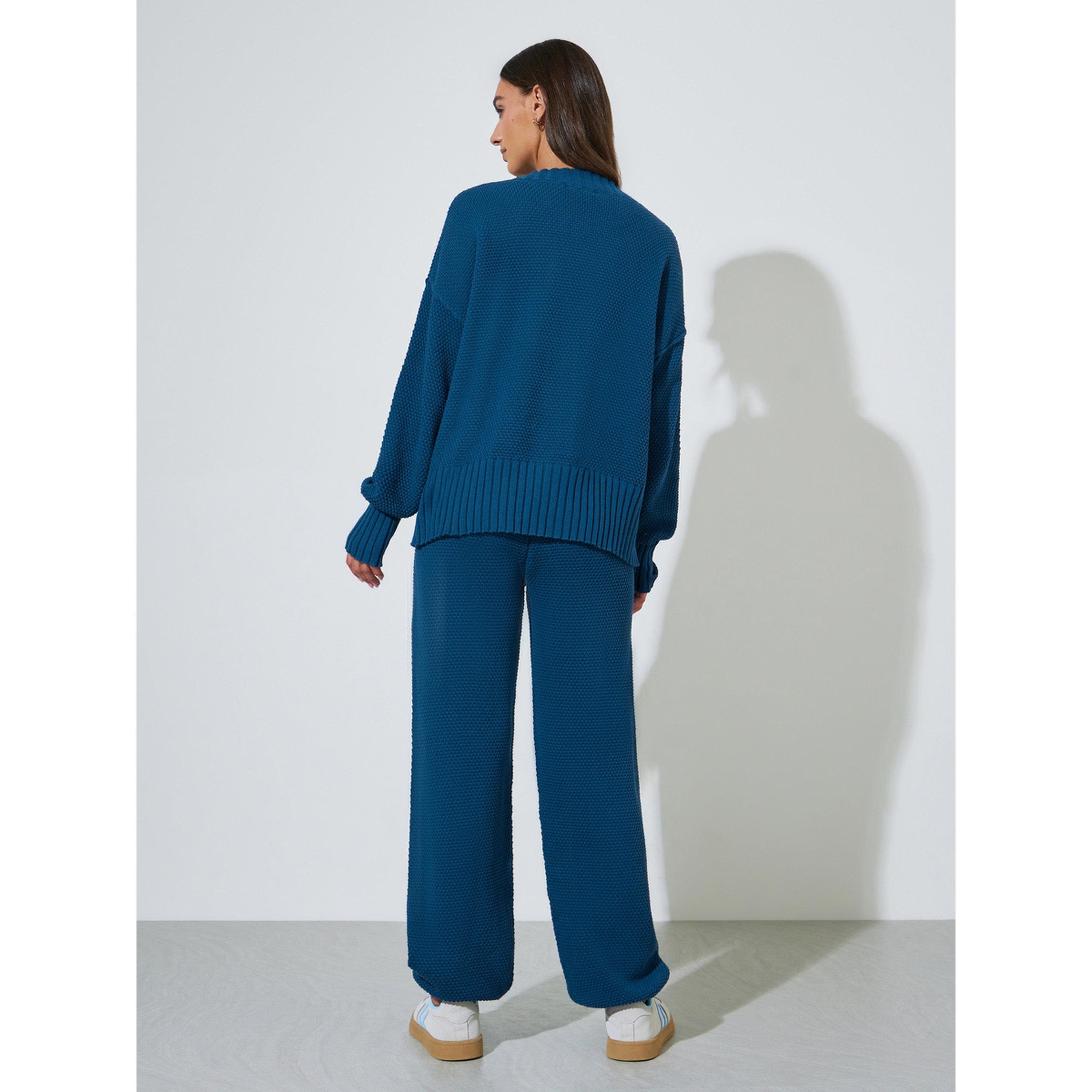 مجموعة من بنطال بأرجل واسعة وكارديجان محبوك بتفاصيل بارزة الملمس باللون الأزرق-women-clothing-coordsets-image-4
