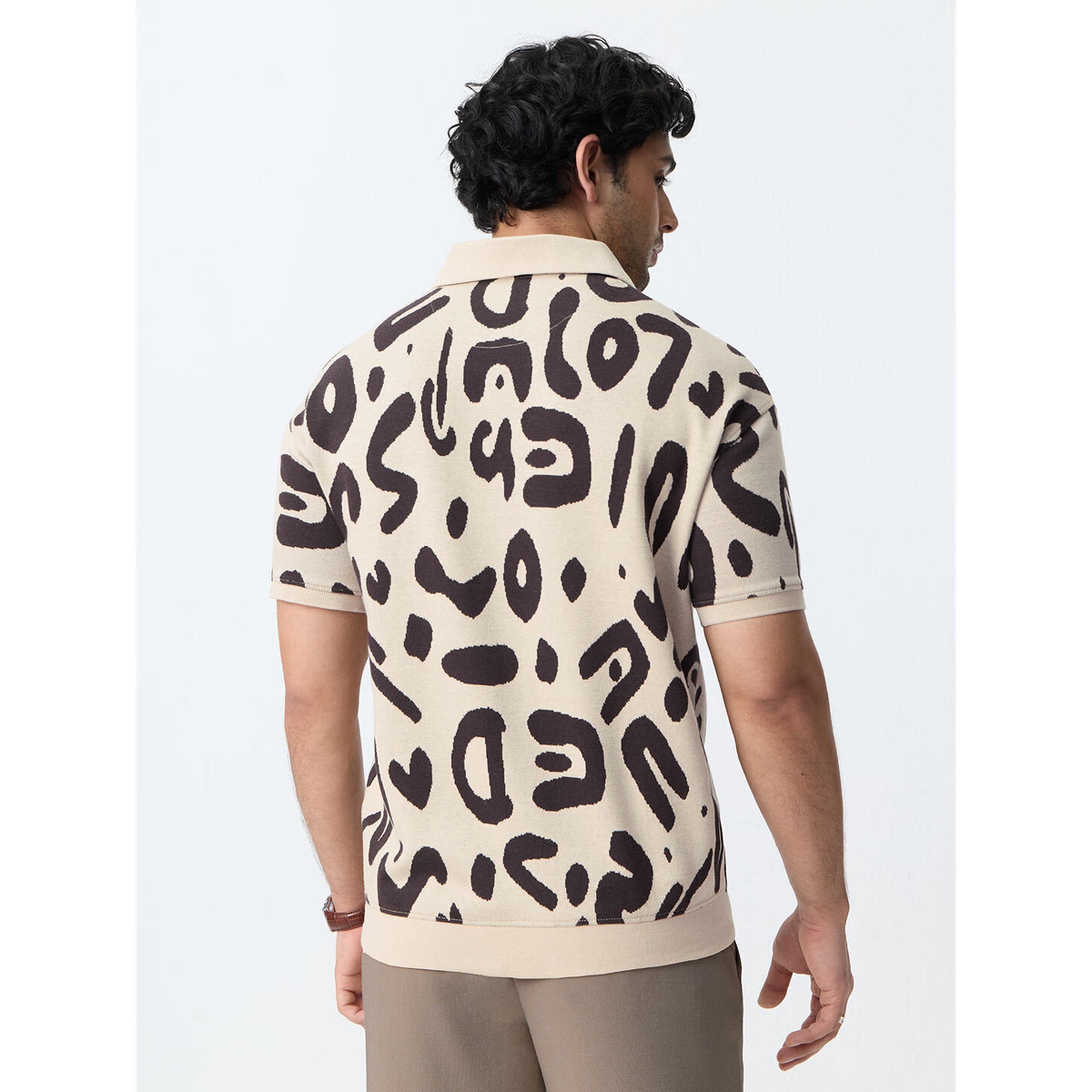تيشيرت بولو محبوك وطبعة تجريدية باللون البيج-men-clothing-tshirtsandpolos-polos-image-4