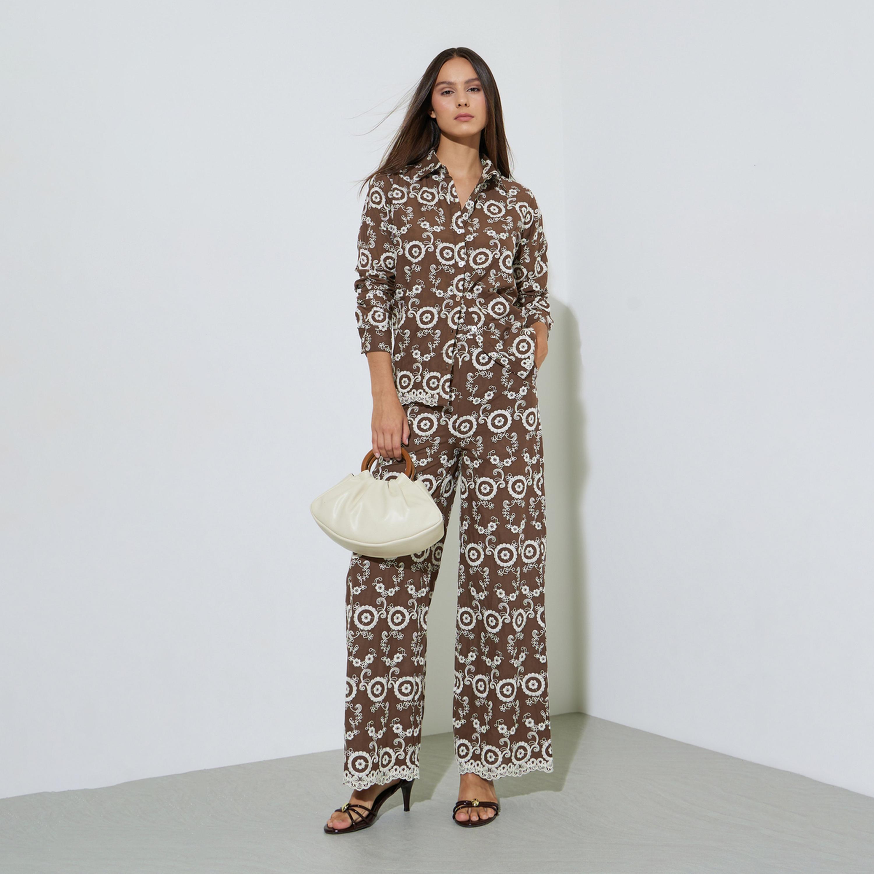 ستايلي - طقم قميص بني مطرز وبنطال واسع الساق-women-clothing-coordsets-image-1