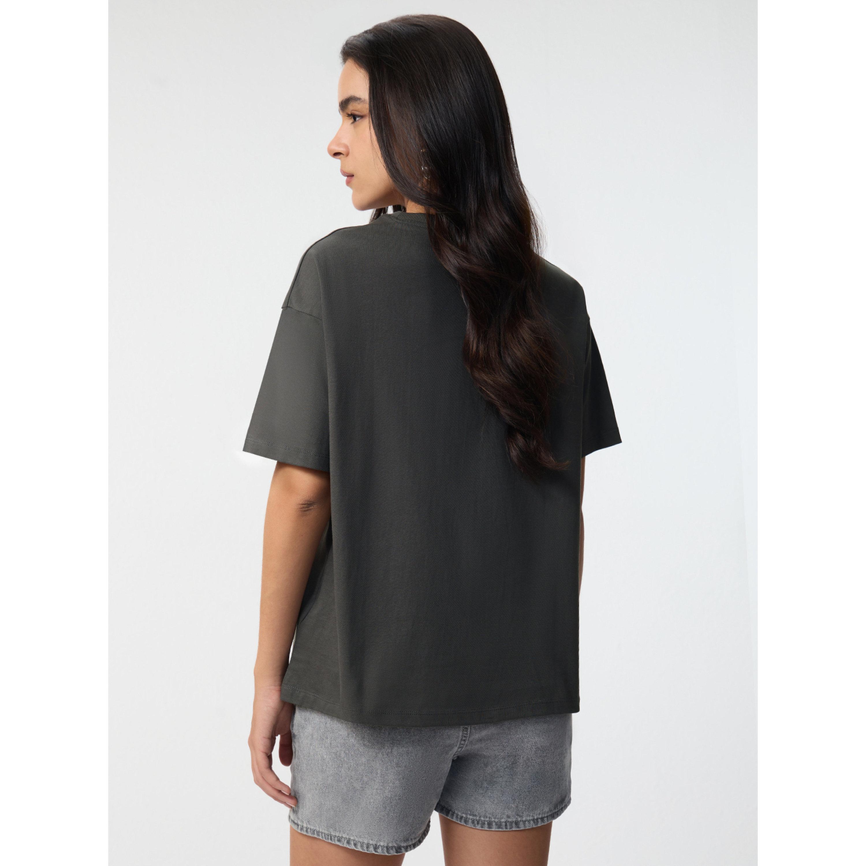 The Souled Store X Styli Charcoal Garfield Graphic Oversized T-Shirt-women-clothing-tshirts-image-3