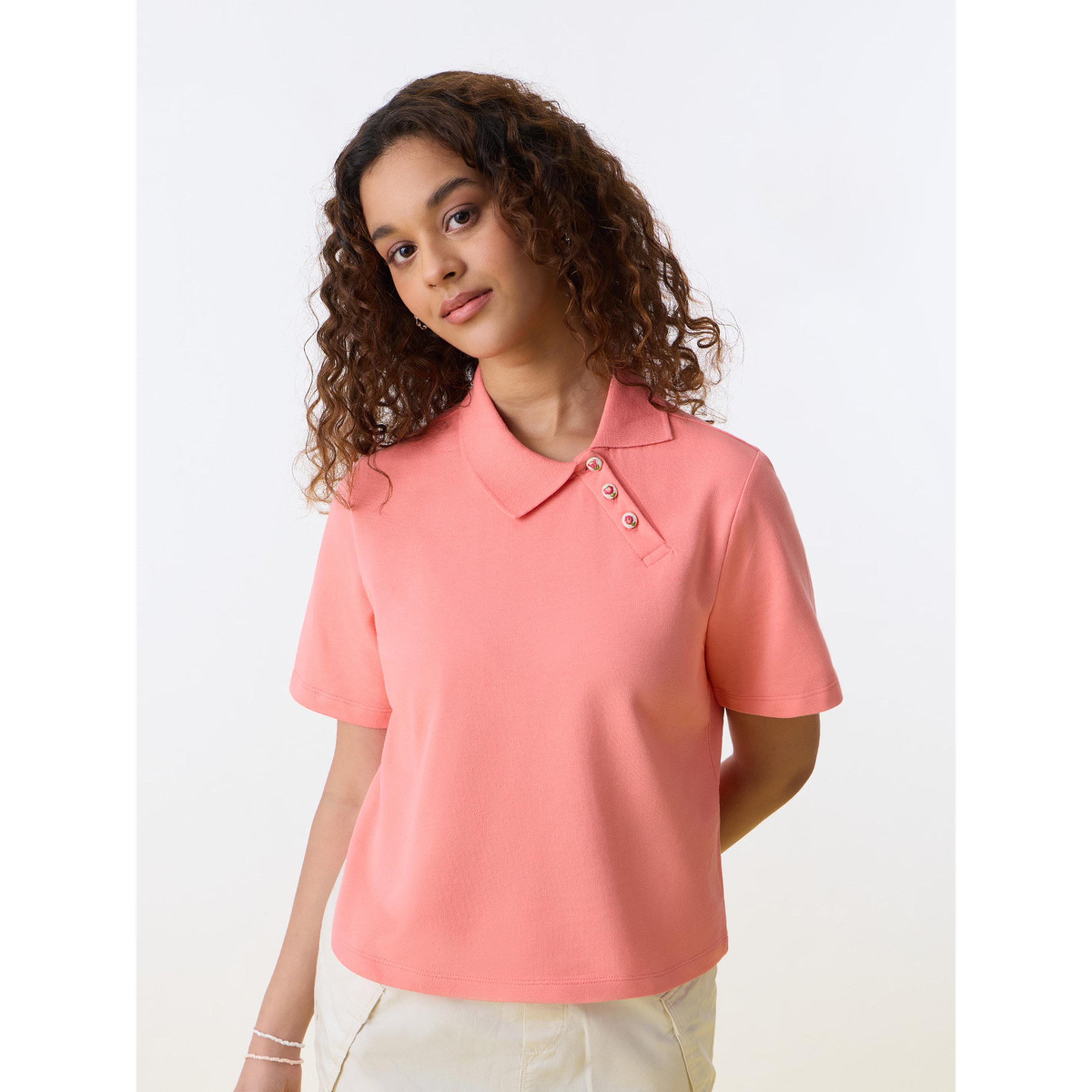 تيشيرت بولو قطن مرجاني بأزرار مطرزة-women-clothing-tshirts-image-1