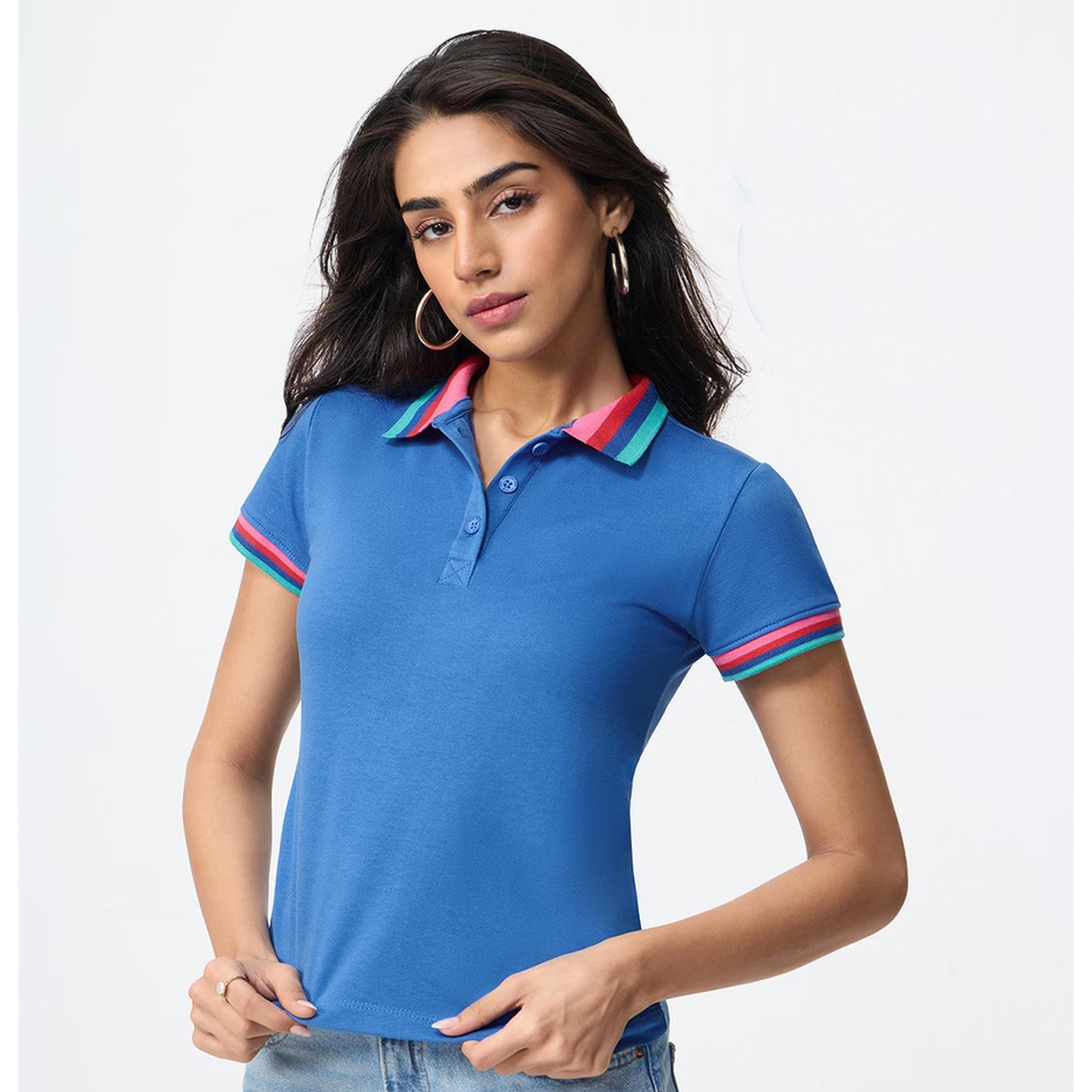 تيشيرت بولو أزرق بقصة ضيقة وتفاصيل خطوط على الياقة-women-clothing-tshirts-image-1