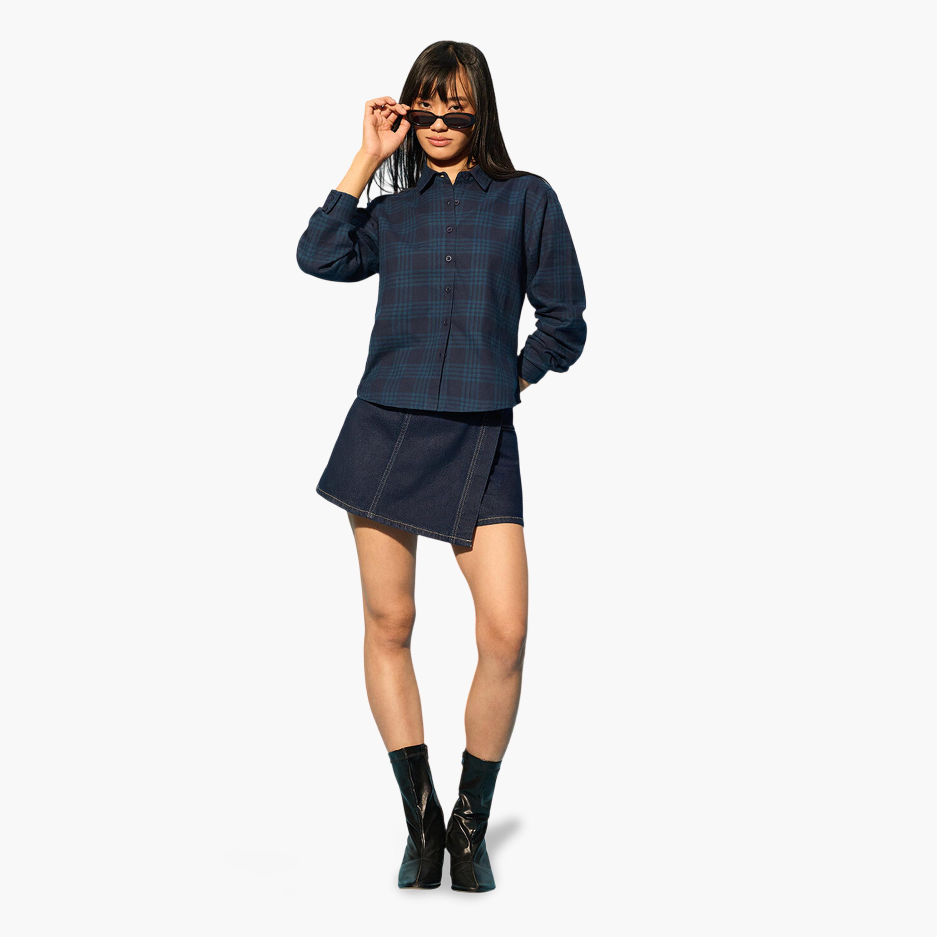 قميص نسائي كحلي بطبعة مربعات بقصة مستقيمة-women-clothing-shirtsandblouses-shirts-image-2