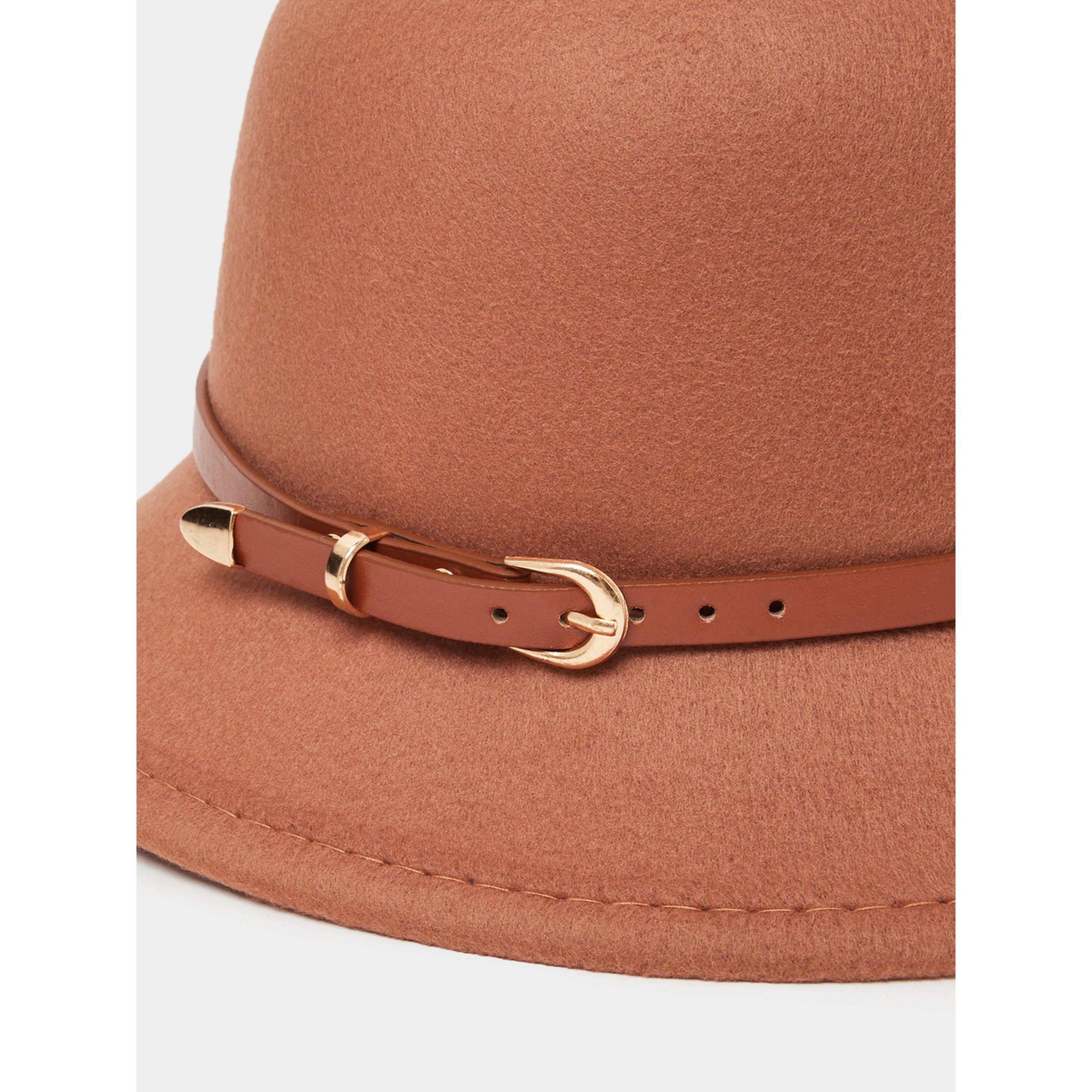 قبعة بوتر بتفاصيل حزام جلد صناعي-women-clothingaccessories-capsandhats-image-3