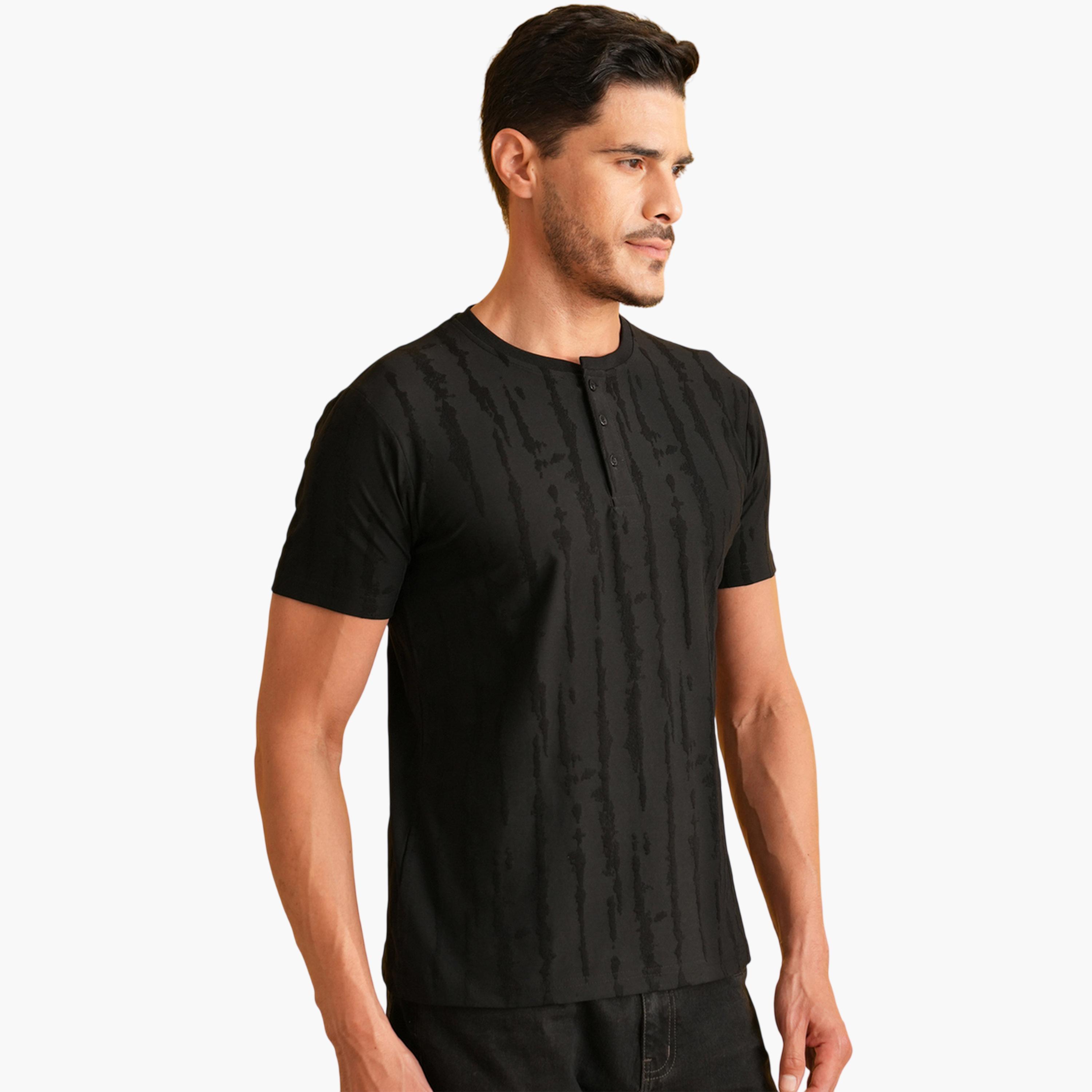 REPRISE X Styli Black Textured Henley Neck Short Sleeves T-Shirt-men-clothing-tshirtsandpolos-tshirts-image-3